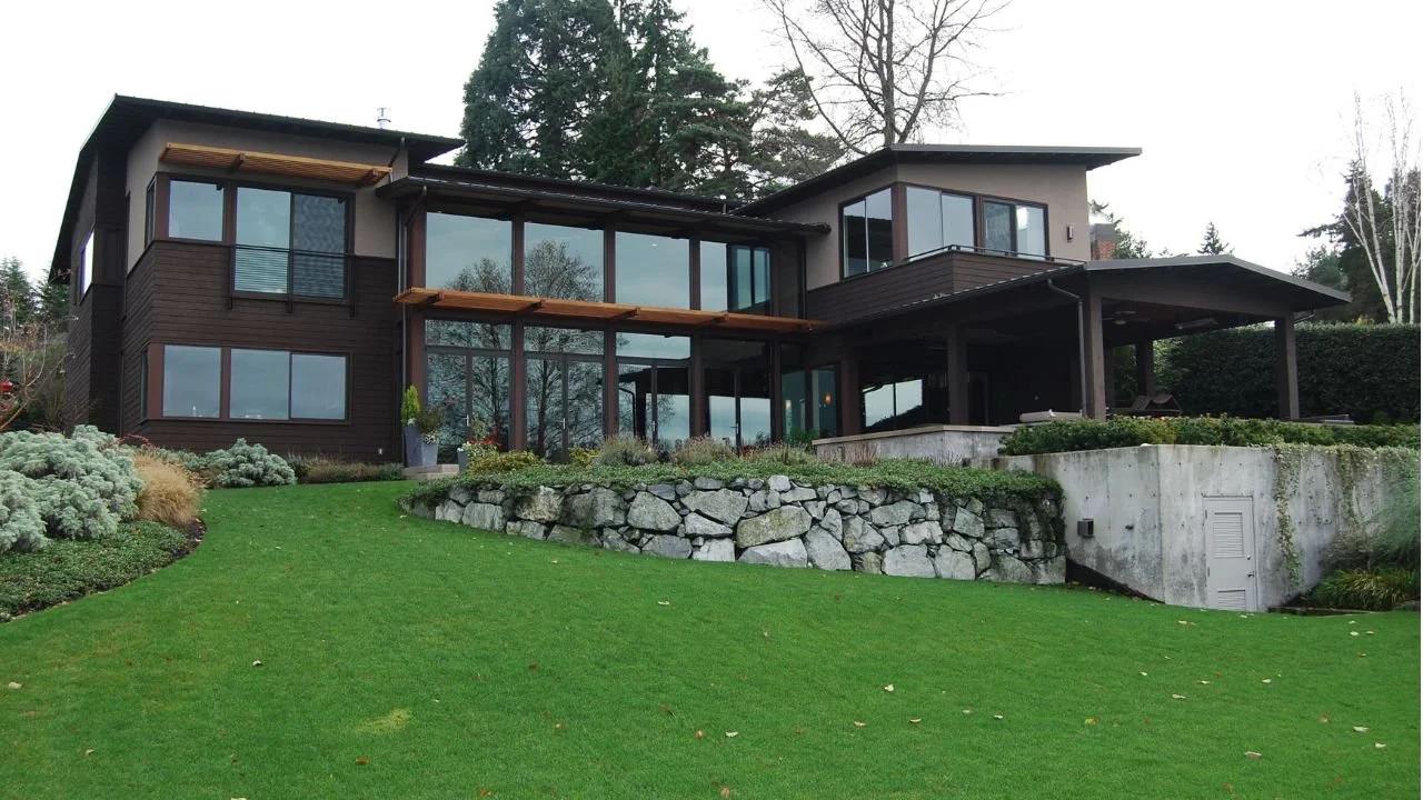 lake-washington-new-home-waterfront-exterior-terraced-lawn.jpg.jpg