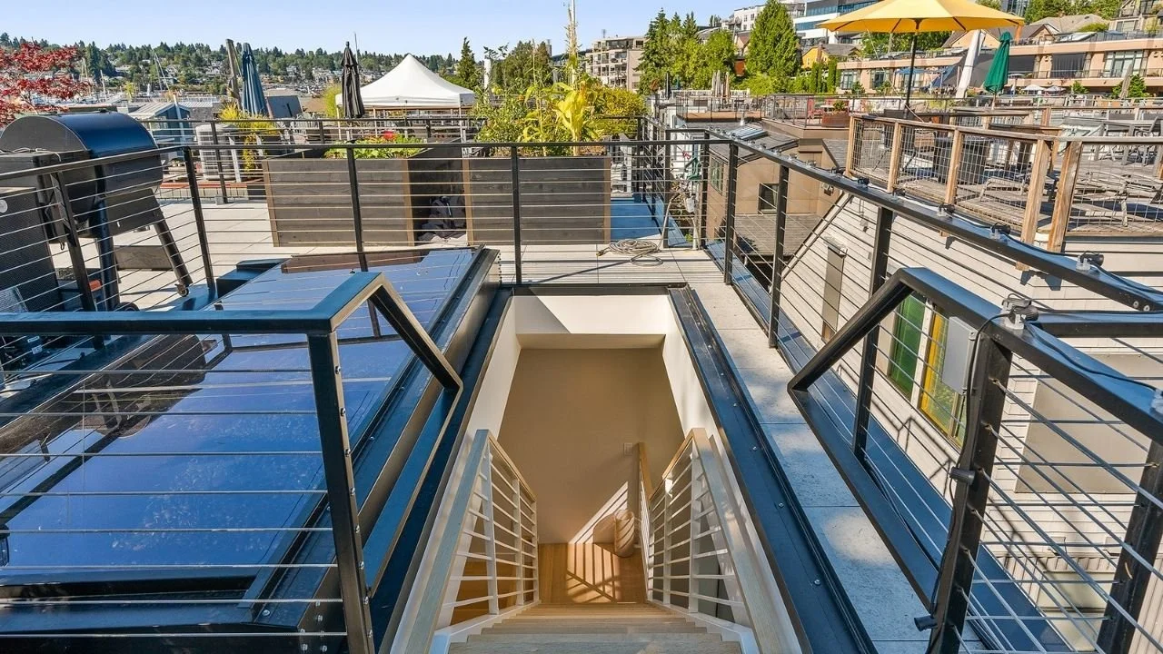 mallard-cove-modern-rooftop-terrace-stair-enclosure.jpg.jpg