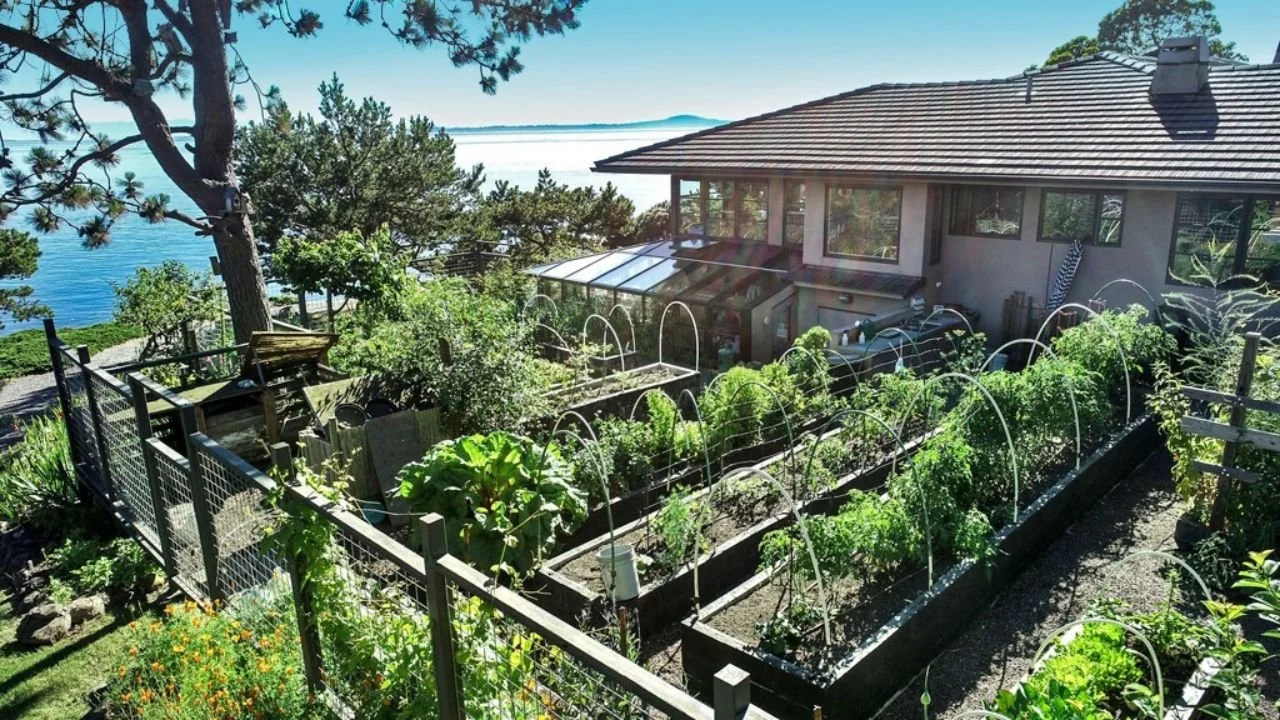 san-juan-islands-friday-harbor-garden-path-deck.jpg