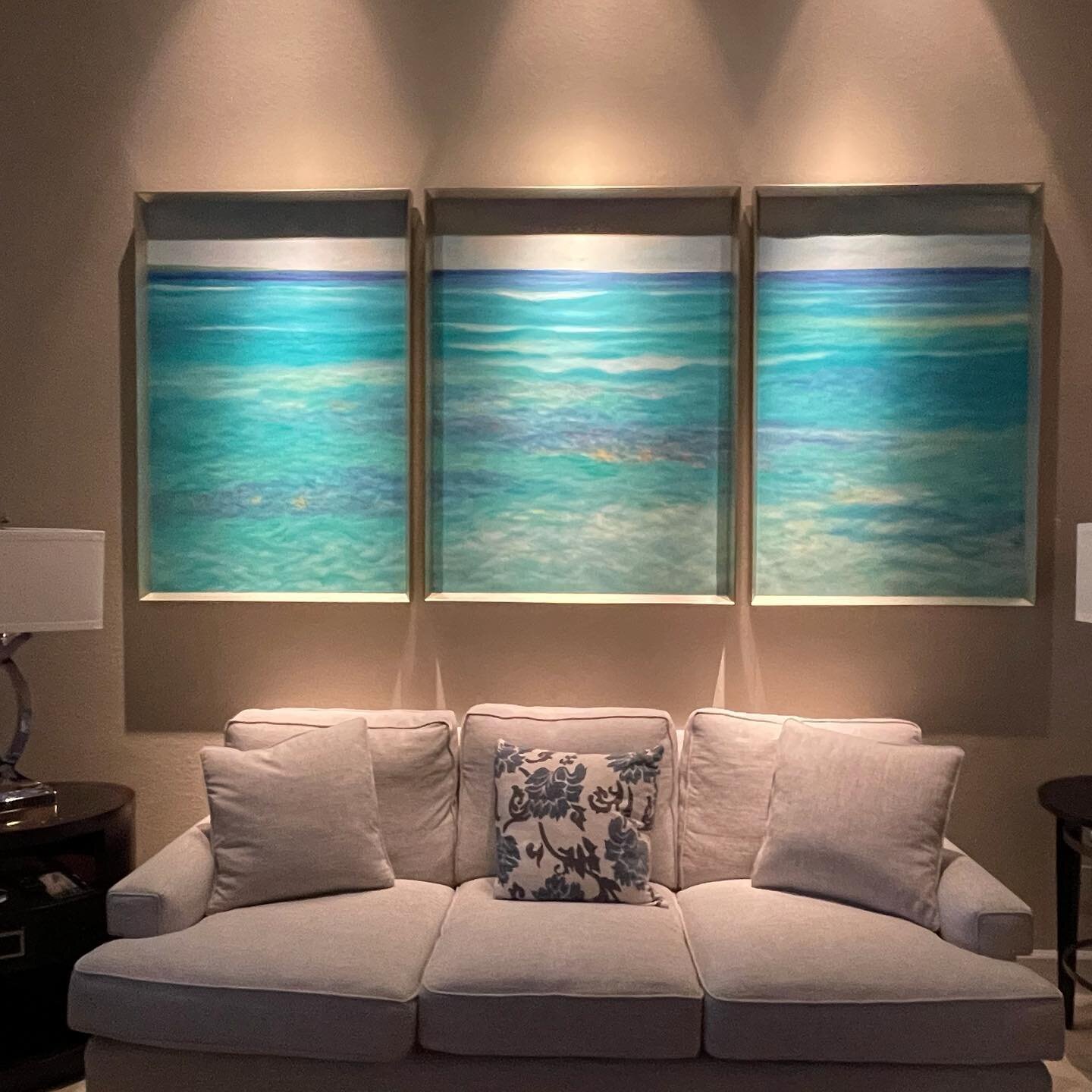 The shimmer of thousands of wavelettes moving in rhythm to the Earth&rsquo;s rotation in a sea of liquid turquoise.  Commission happily completed! #www.rolandrichardson.com
#Caribbeansea #sweepmeaway
