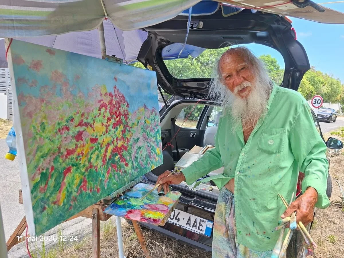 Hello Sunshine! Beauty abounds in May on St. Martin, a gift for artist Sir Roland Richardson to regard. Painting Plein Air to capture the richness of the Light transformed into Color. 
www.rolandrichardson.com