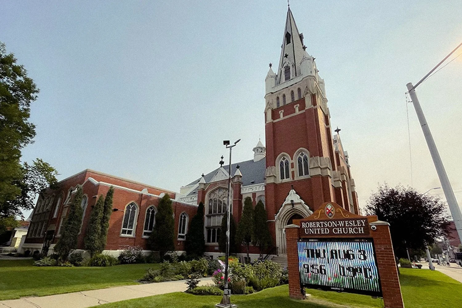 Robertson-Wesley – Outside.jpg