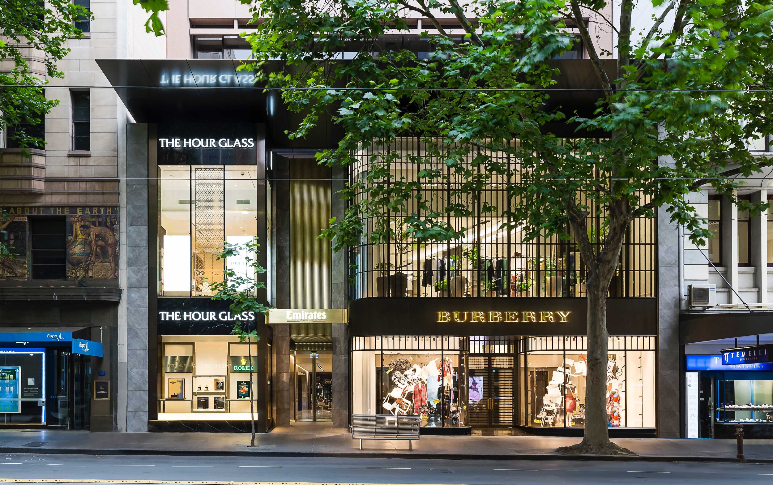 burberry collins st