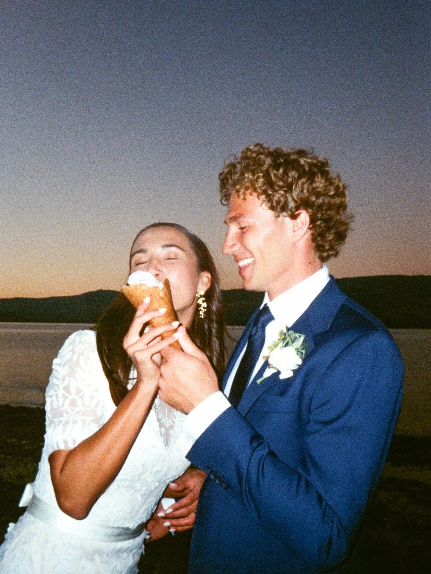 reminiscing on this truly epic wedding weekend 👏🏻🪩

Coordinator: @andiheide 
Florals: @flatheadfarmworks 
Catering: @knucklhedbbqmt 
Acoustic guitar: @toddcowartmusic 
DJ: @big.mountain.djs 
Pies: @loulascafe 
Ice cream: @sweetpeaksicecream 
Cake: