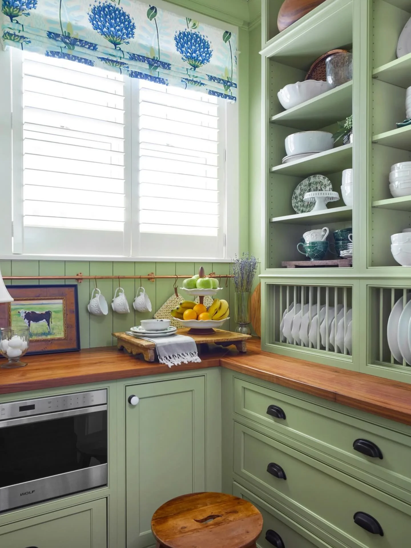 Shamrock chic!! Happy St. Patrick&rsquo;s day! 
.
.
.
#customcabinetry #greencabinets #greenwithenvy