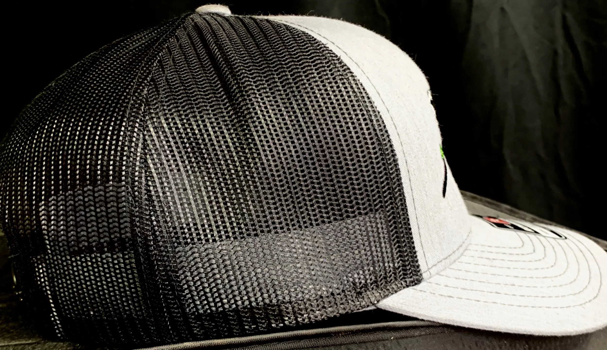 DDC40D89-0B99-4883-AF2E-33AE0C570881