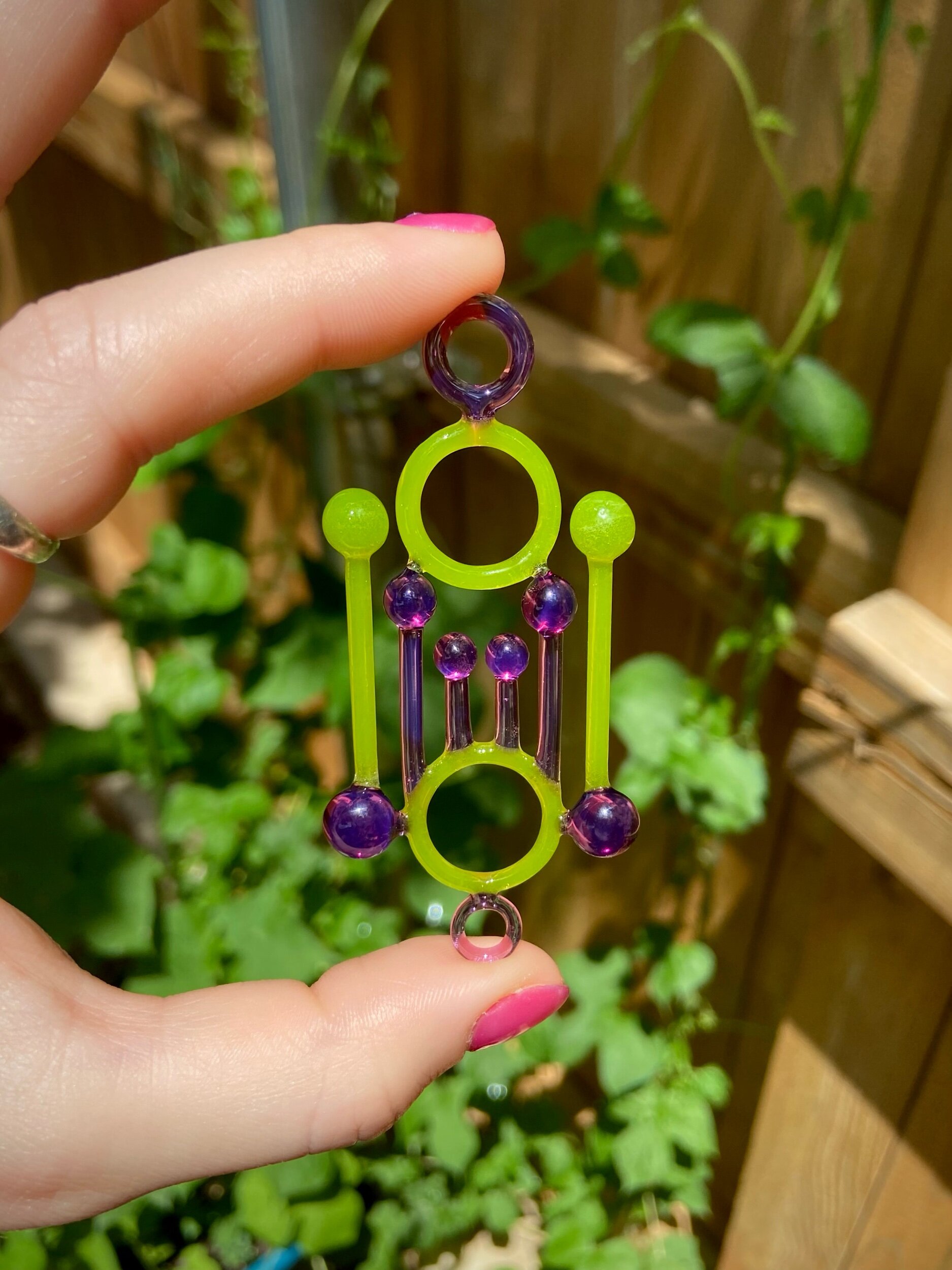 E098BA94-B090-4E53-84D8-2E4F0E47389B