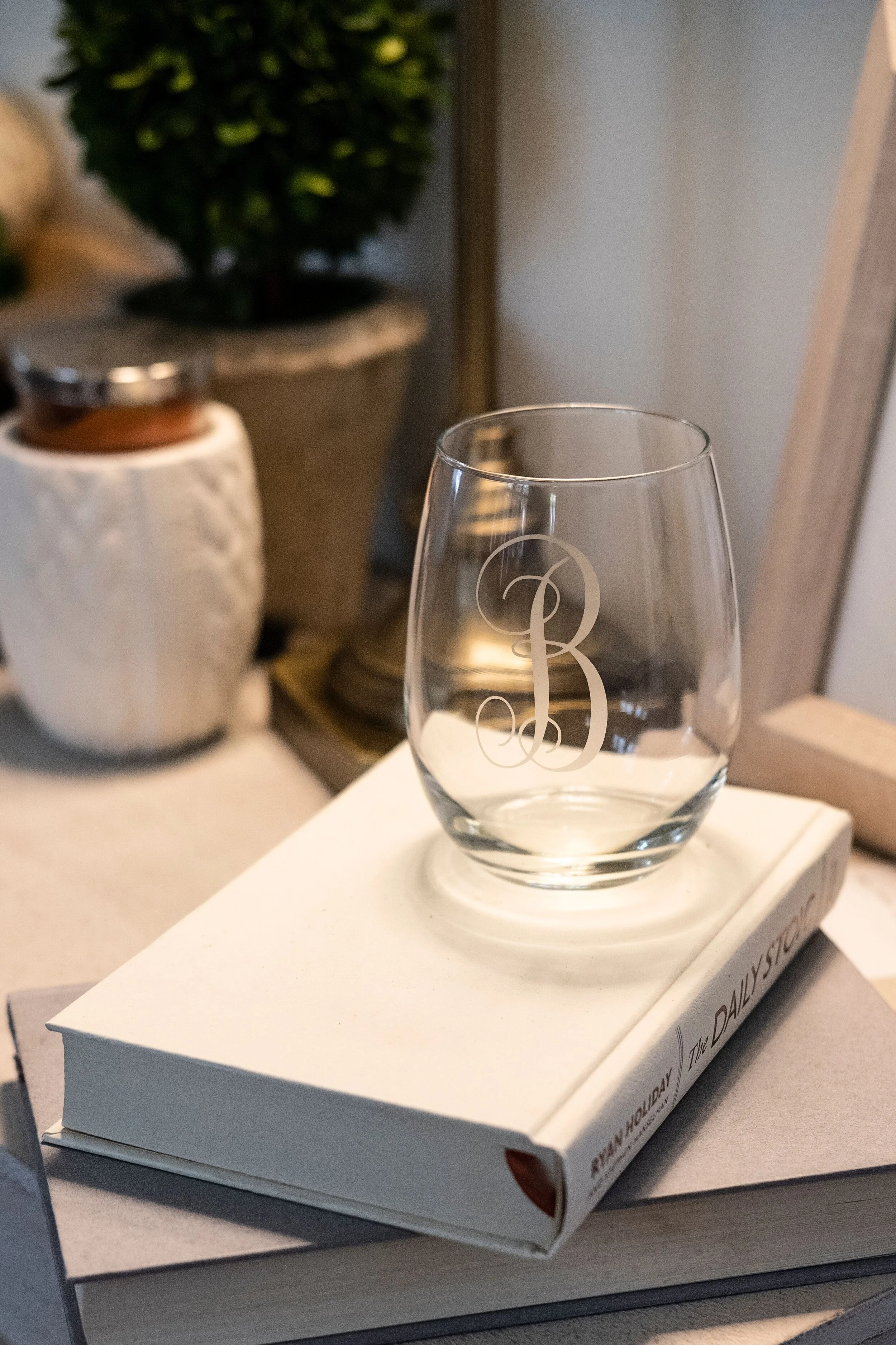 Single Monogrammed Stemless Wine Glass