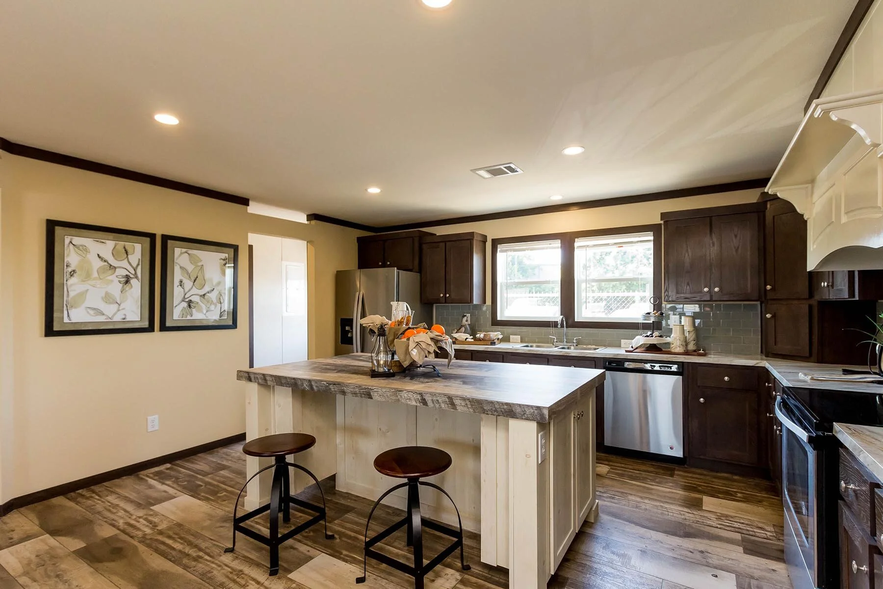 Innovation 3264A kitchen 2.jpg