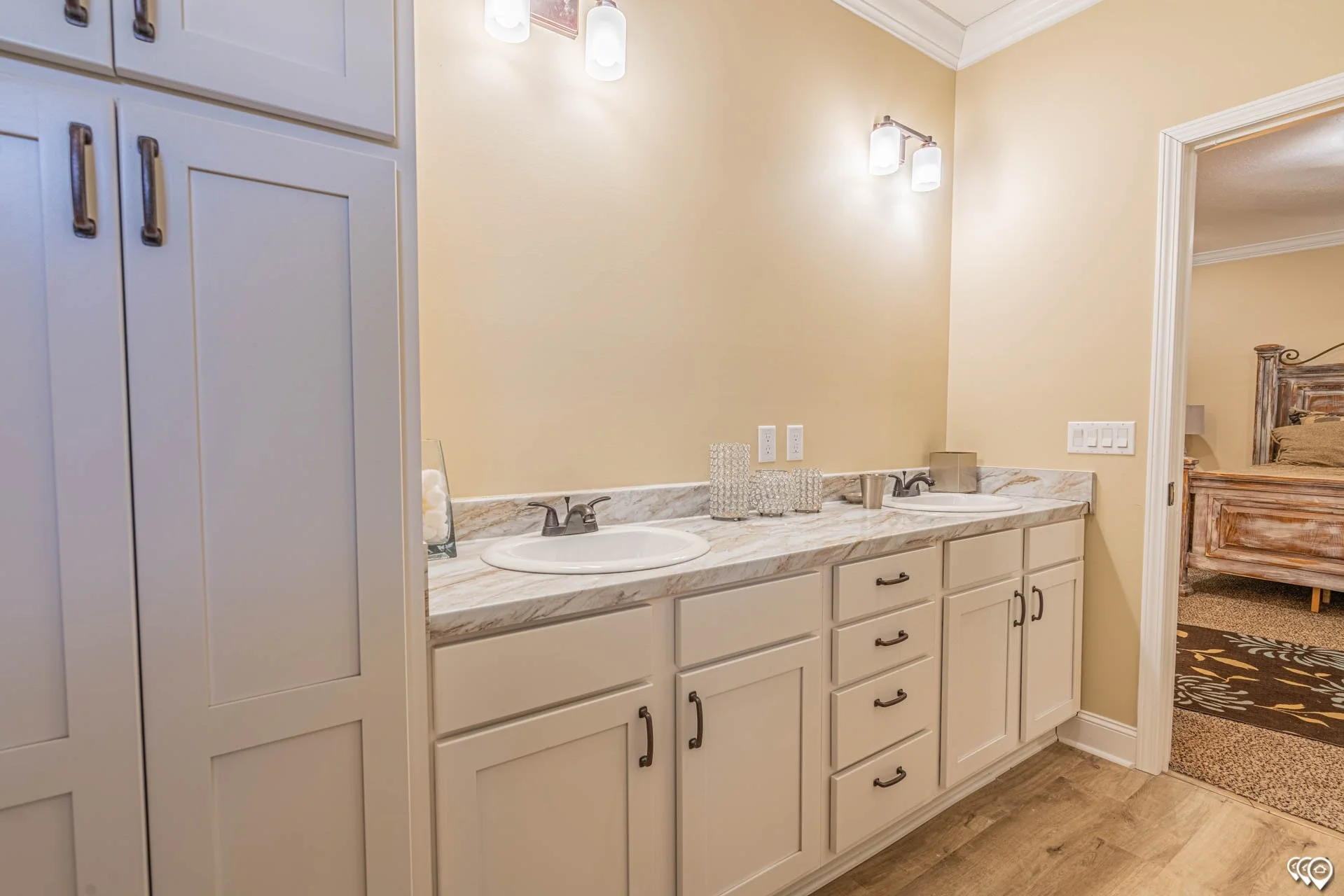 Woodland 5071-84-4-32-15.jpg