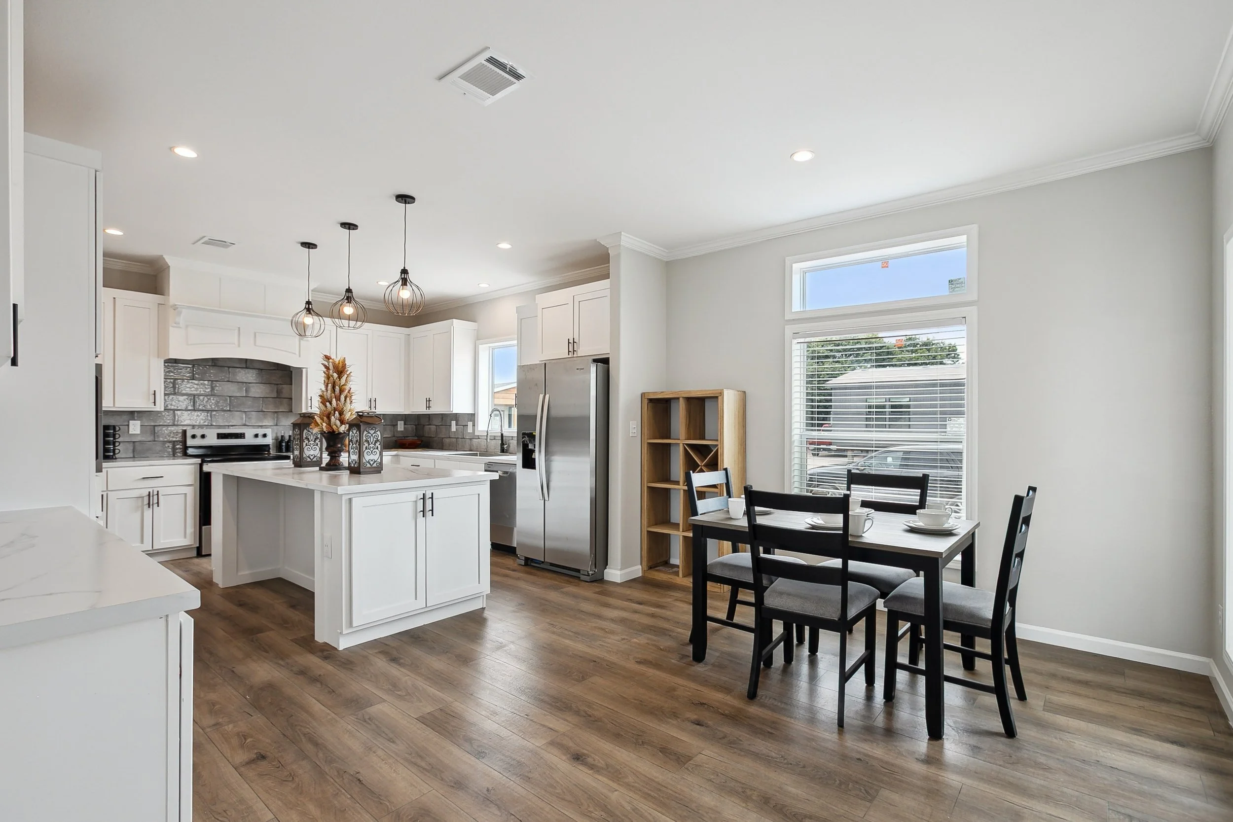 110-innovation-3276aa-kitchen-dining.jpg