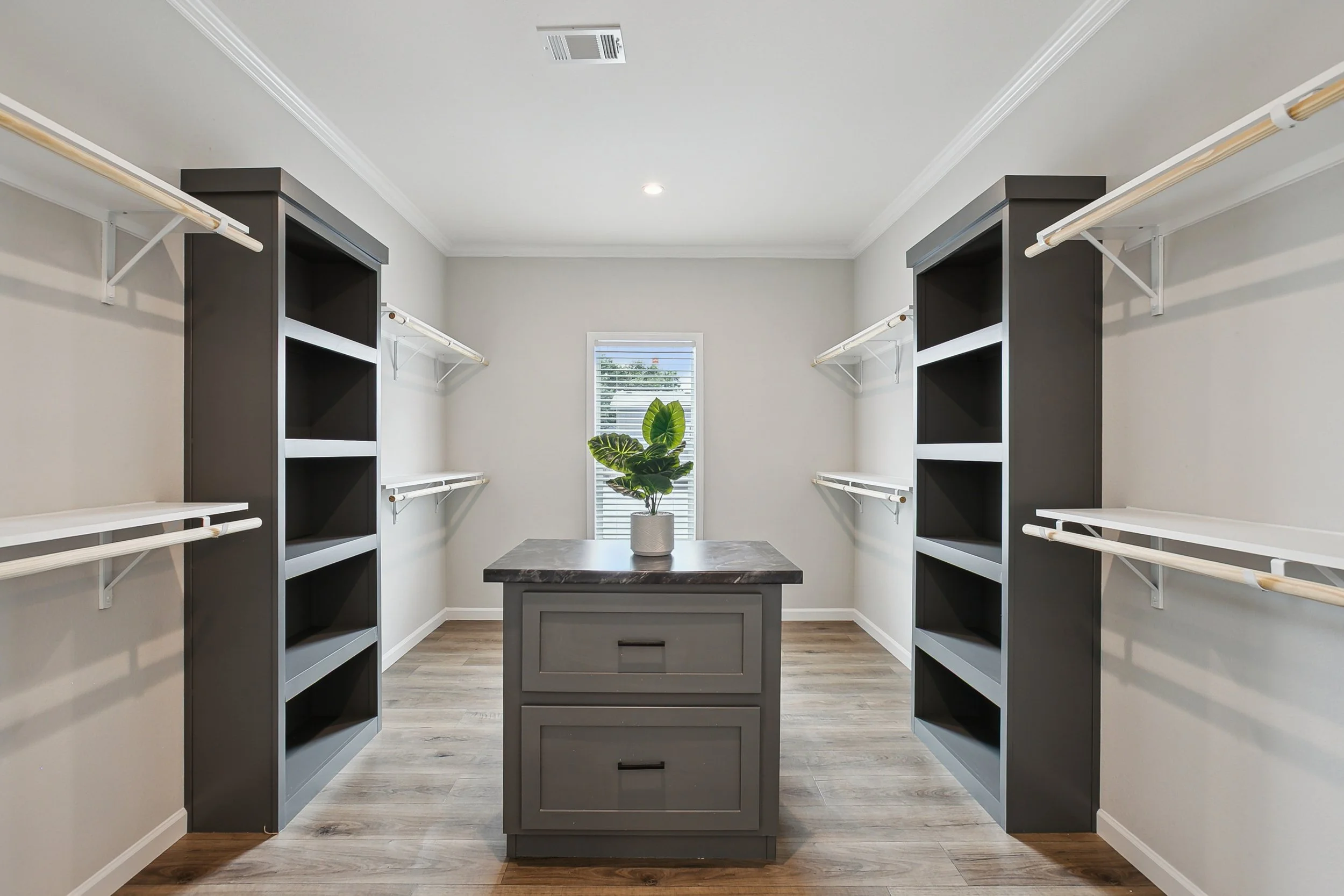 110-innovation-3276aa-primary-closet-1.jpg