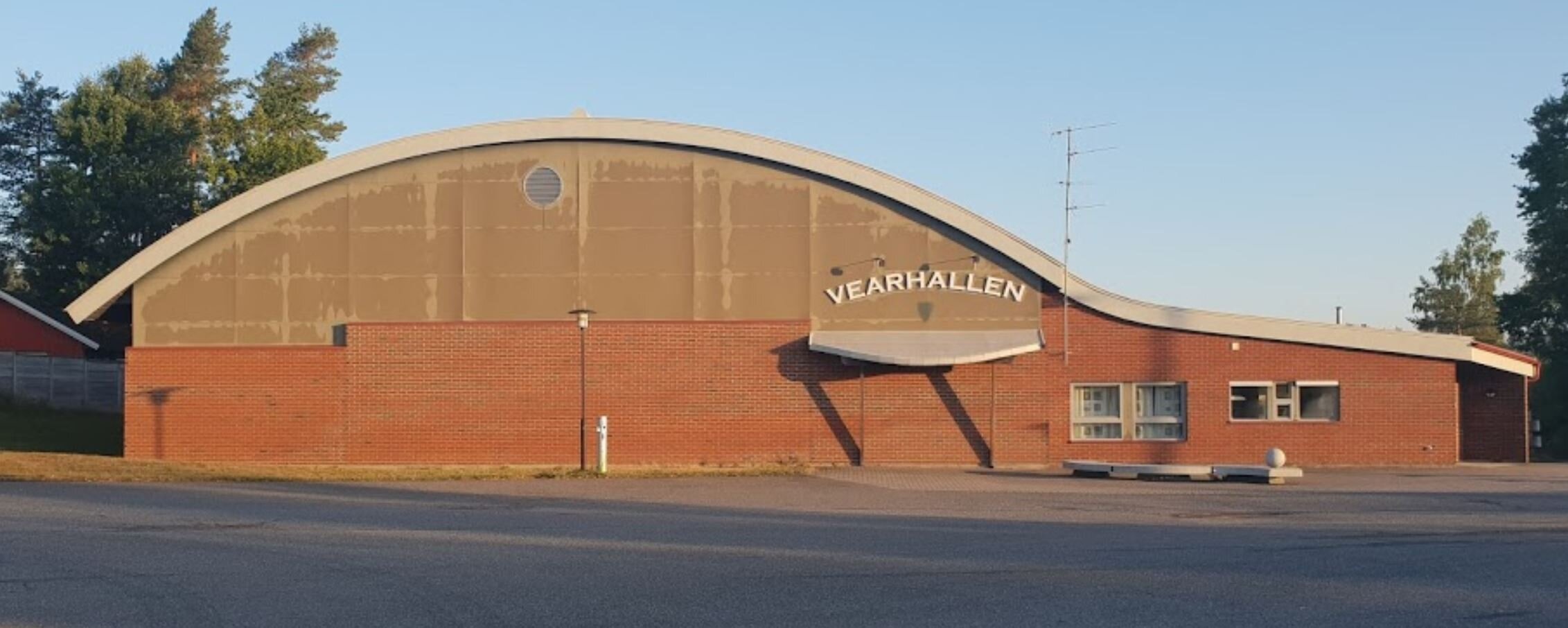 Vearhallen. Idrettshall i Stokke kommune