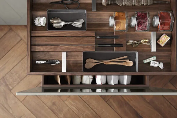 bulthaup b3 kitchen drawer system g.jpg