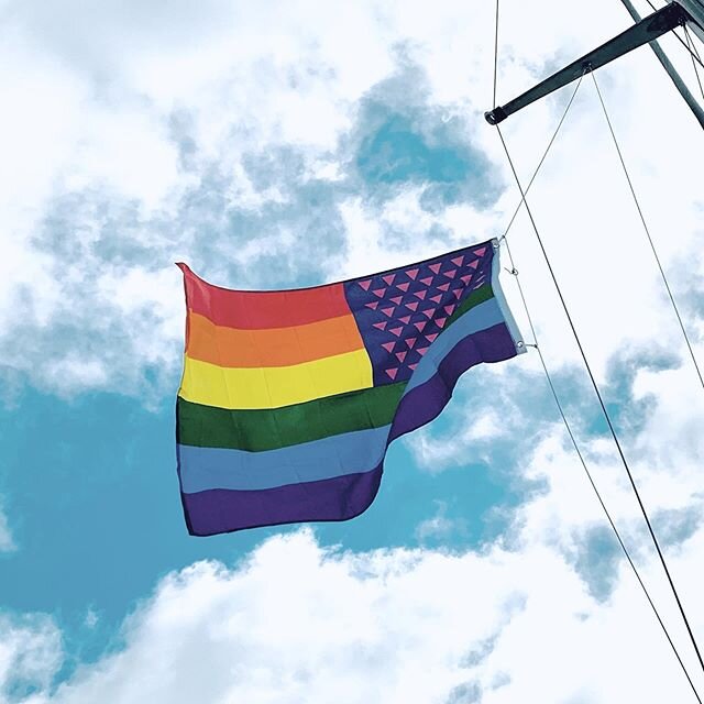 In commemoration of today&rsquo;s Supreme Court announcement, here&rsquo;s another pride picture taken on Ixion! .
.
.
#catalina30 #gaysailor #pride #pride🌈 #pridemonth #pridemonth2020 #gay #gaypride #gaytravelcouple #gaytravel #gaytravellers #pride