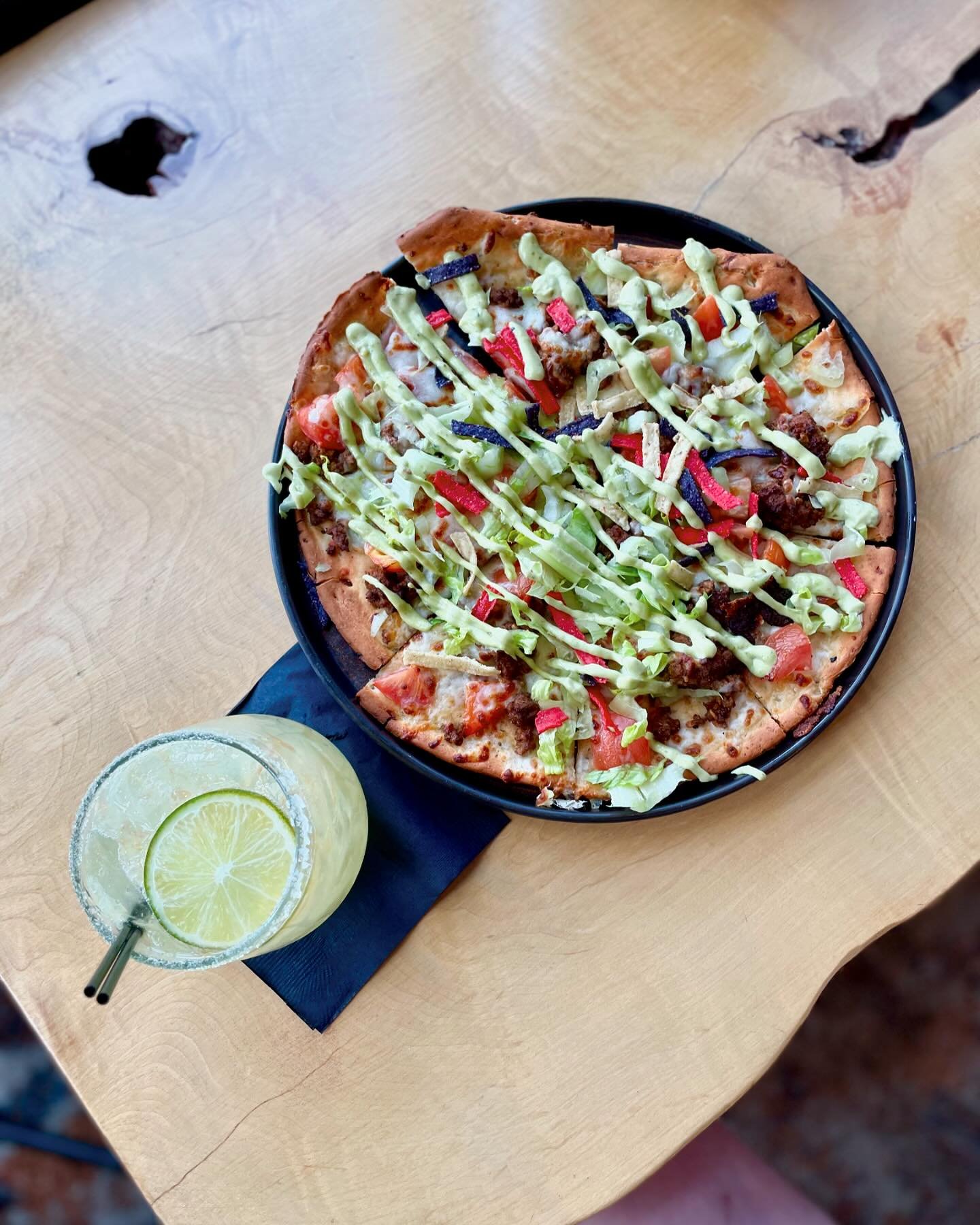 Taco Flatbread Special. Try one of our Special Margaritas too. Stop by and give it a try today ‼️#taco #pizza #flatbreads #alwaysdelicious #lunchspecial #sturbridge #putnamct #