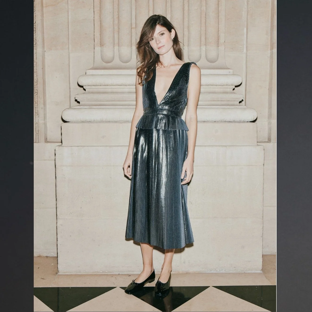 [GUY LAROCHE] - Automne/Hiver 2025/26

R&eacute;alisation : #graindetailles 

Casting @macdeville75
Production @makeithappen_paris
Hair @jacquesuzzardi
Make-up @nellychatagnon_makeup_faceyoga
Photos @edward_wichard pour @saywho
Models #sarahdj @karin