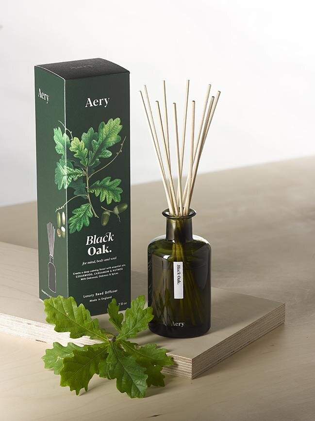AE0070BlackOakDiffuser4_2000x2000.jpg