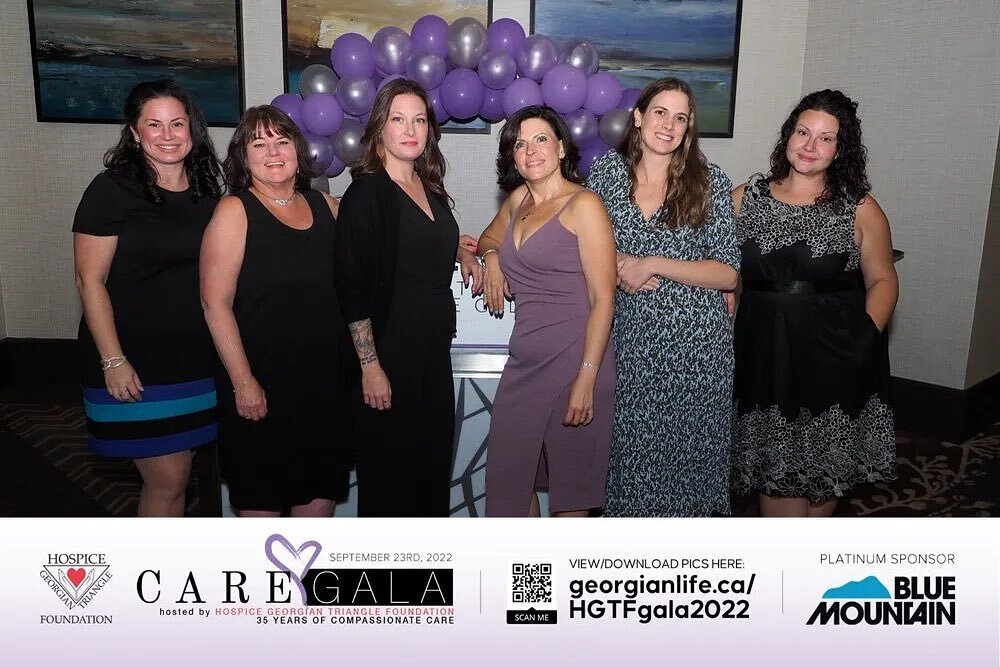 Friday night with the ladies of Sunvale, in support of @hospicegeorgiantriangle 💜 Thank you #CareGala2022 for a great evening!