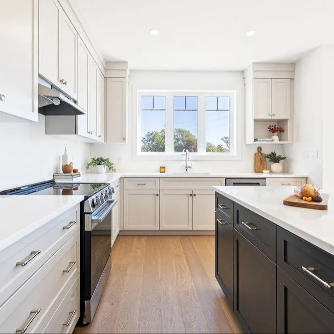 📣 Attention First-Time Home Buyers!📣

The Ontario Government has just announced a new rebate for first-time home buyers on new build homes up to $1 Million. This means $130,000K in savings when combined with other first-time buyers incentives.

Now