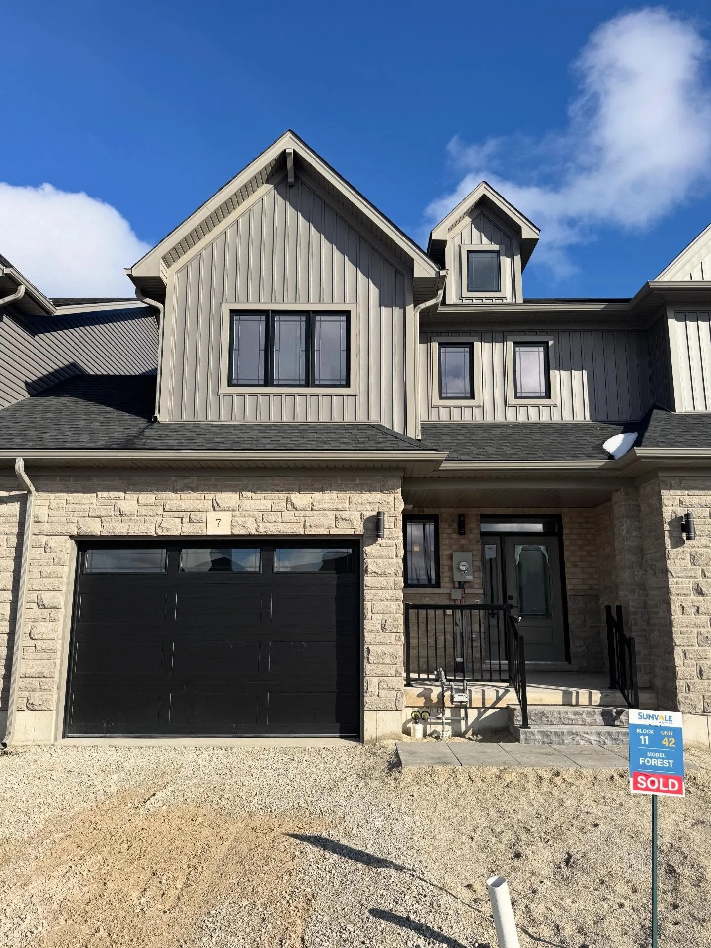 Our recently closed Forest Model! Loving the warm and inviting interior selections by our customer. Congratulations to the new homeowners and welcome to Poplar Trails! 🏡

#sunvalehomes #poplartrails #collingwood #townofcollingwood