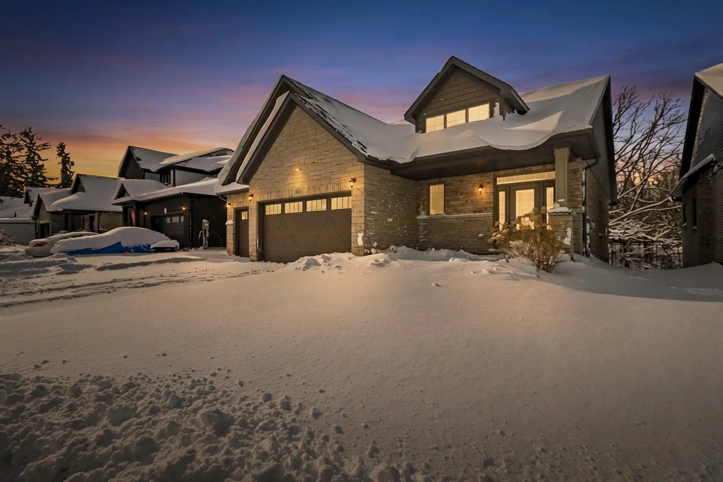 New pictures of 160 Eccles Avenue 👀 Now selling for $799,900!

This picturesque bungalow is a customer &amp; Sunvale team favourite. Not to mention the backyard green space, basement walkout and oversized lot.

Now featured on MLS: https://www.realt