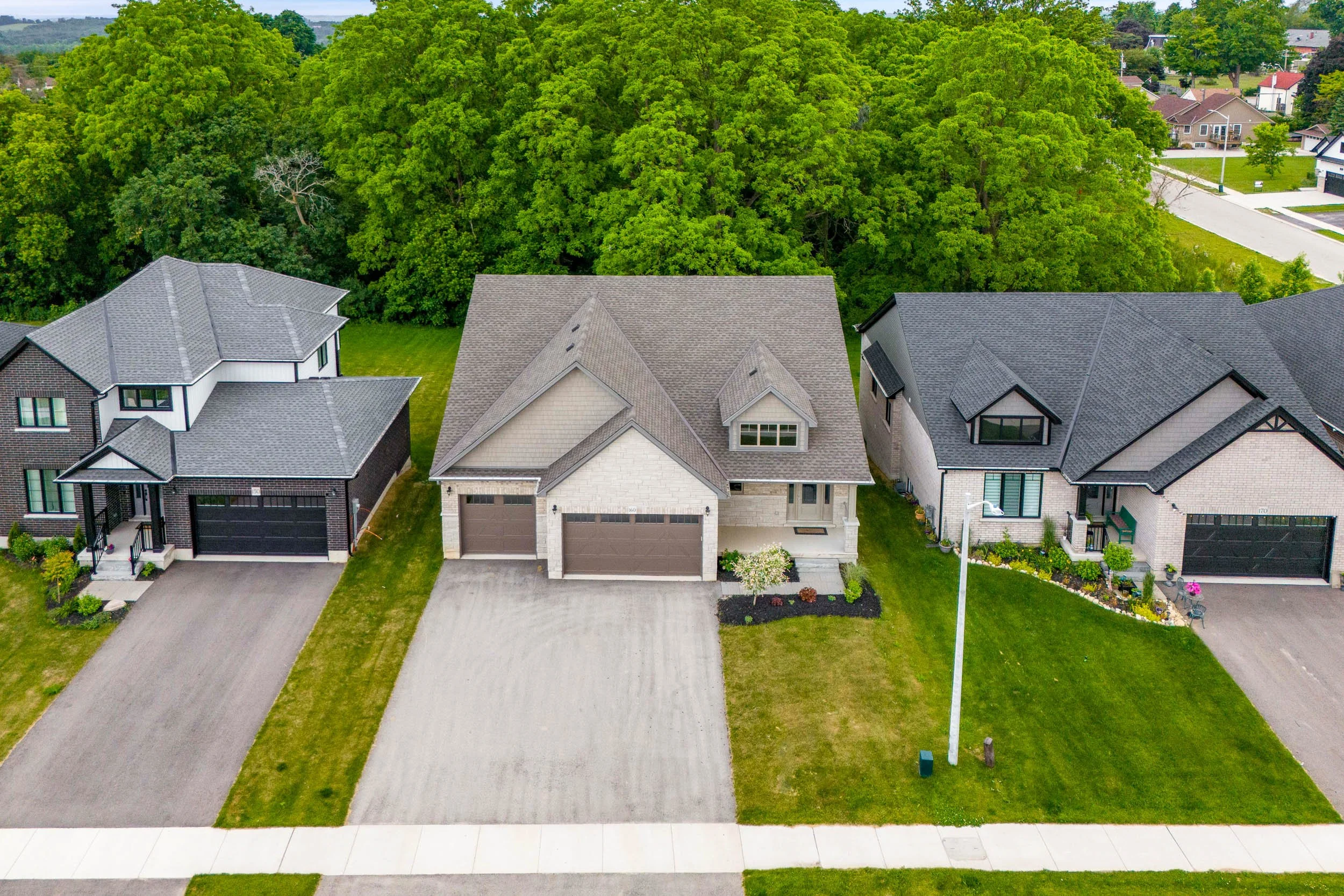 160 Eccles Avenue Web (12).jpg