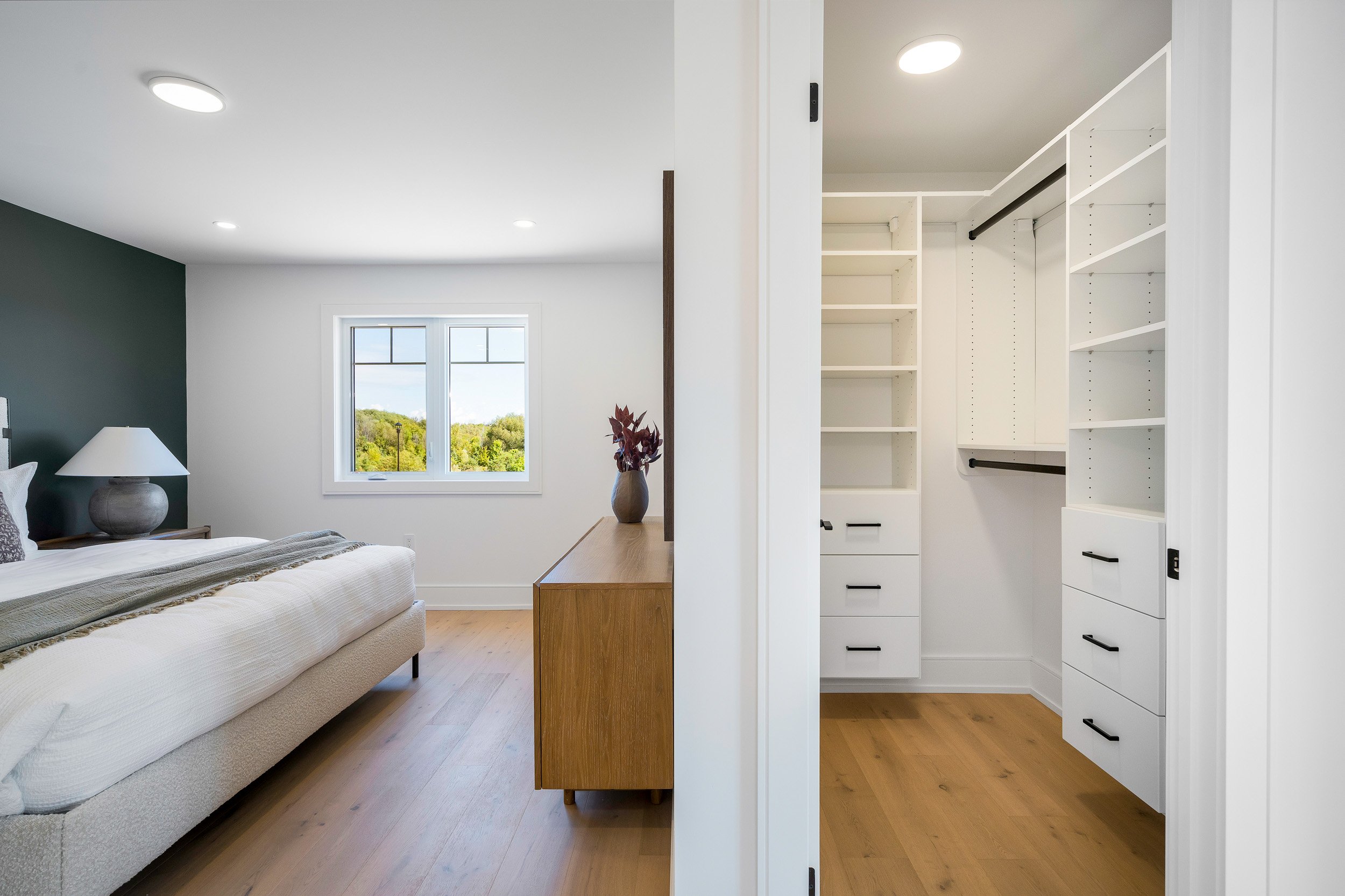 17 Swain Crescent Web (44).jpg