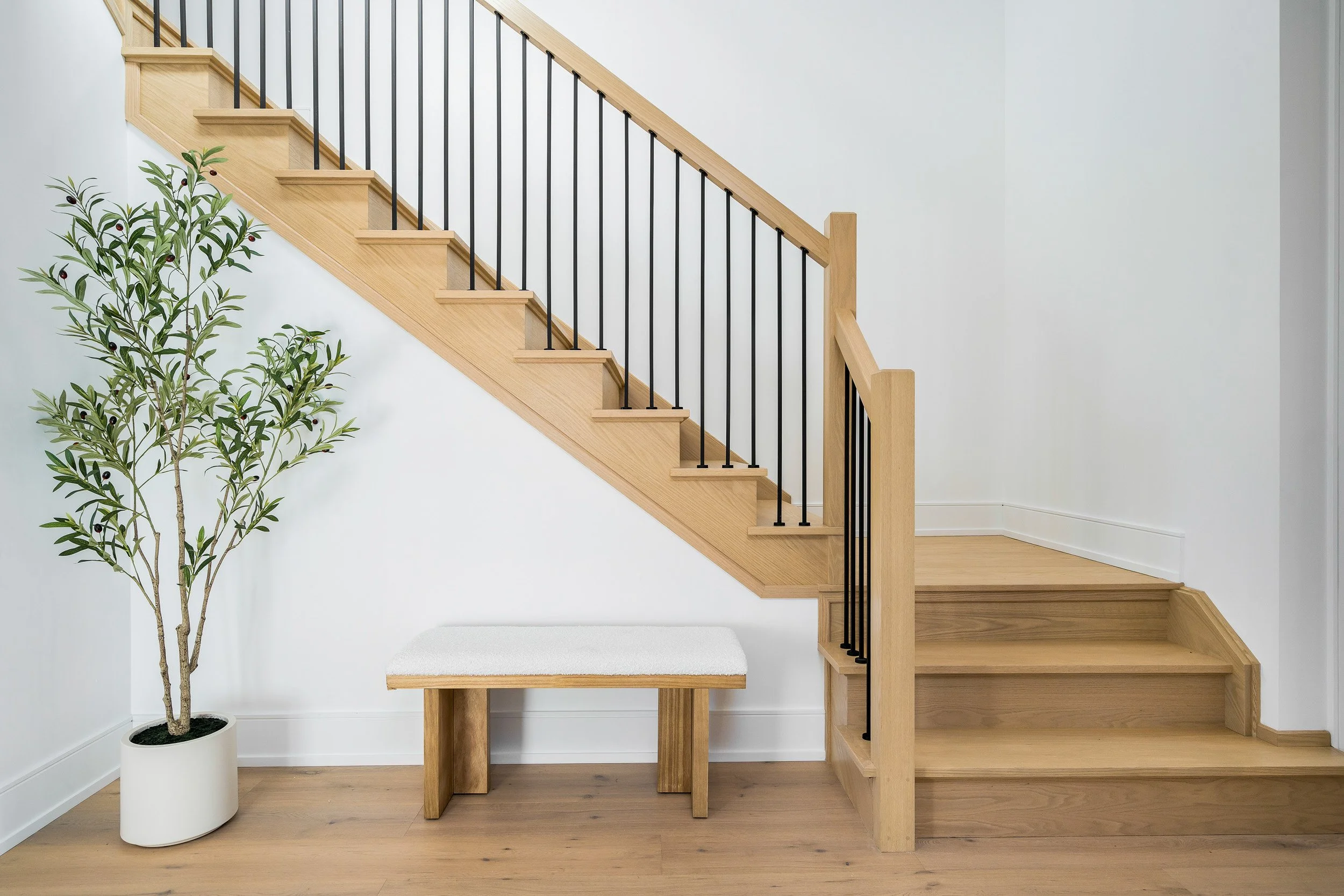 17 Swain Crescent Web (38).jpg