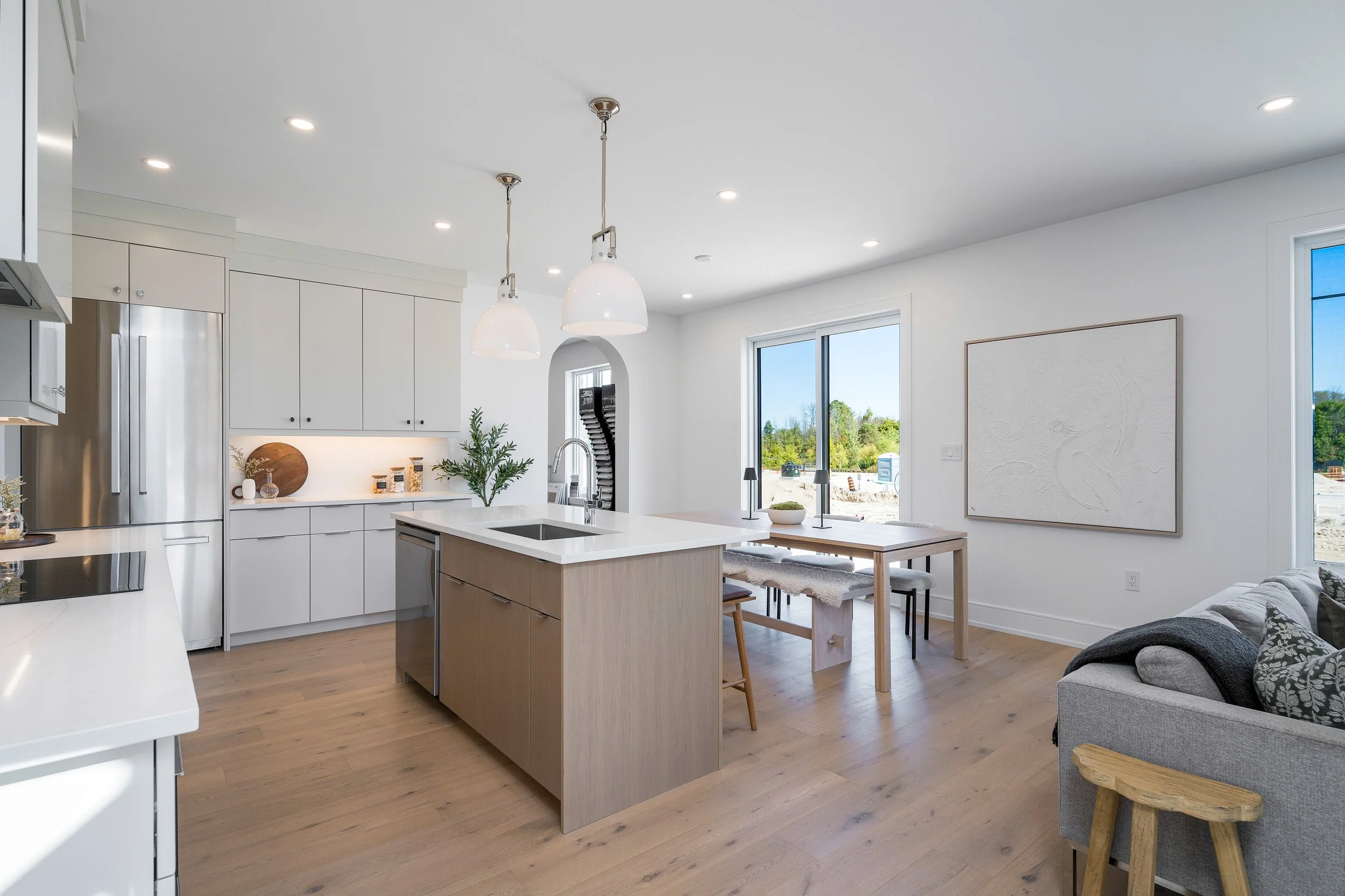 17 Swain Crescent Web (12).jpg