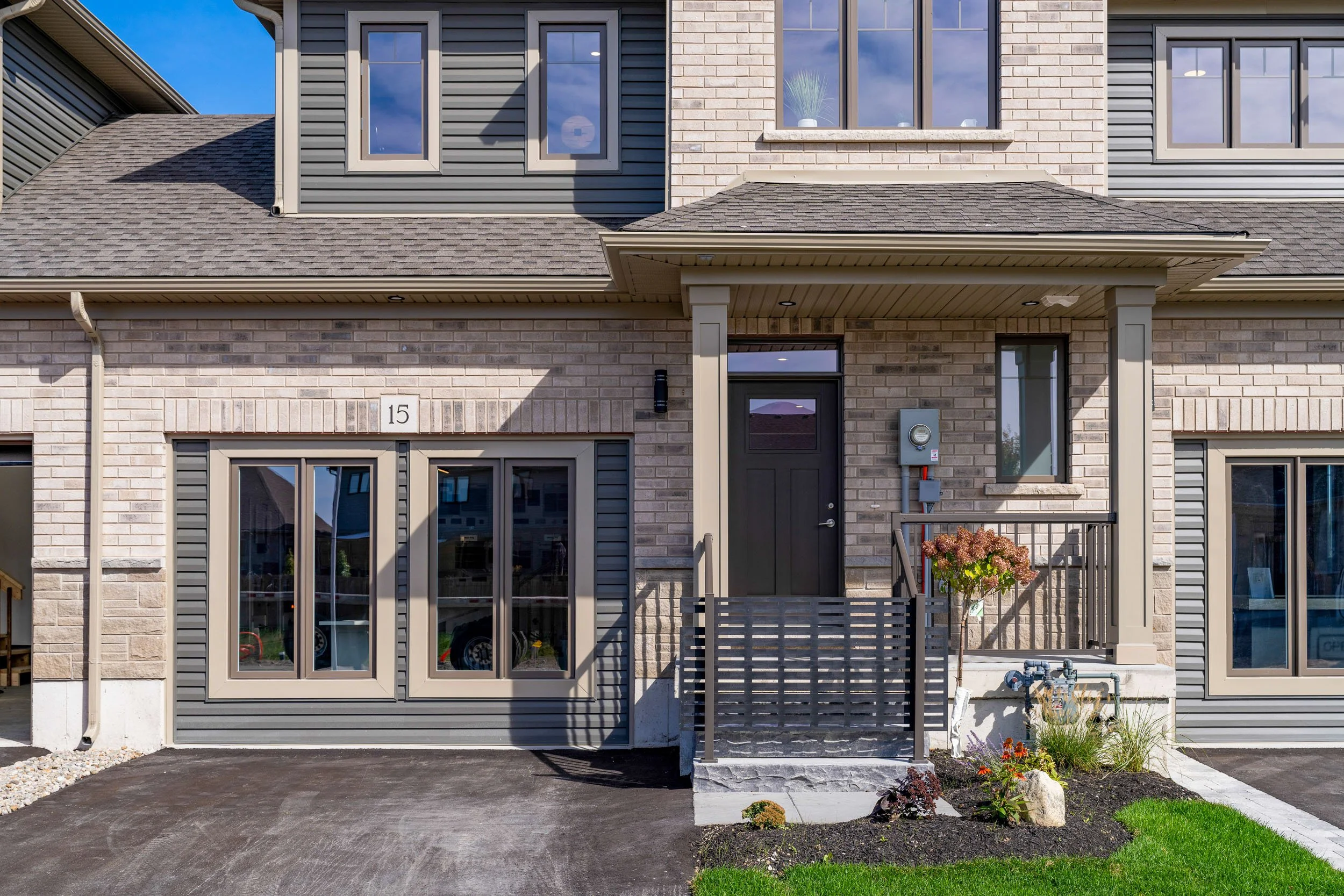 15 Swain Crescent Web (3).jpg