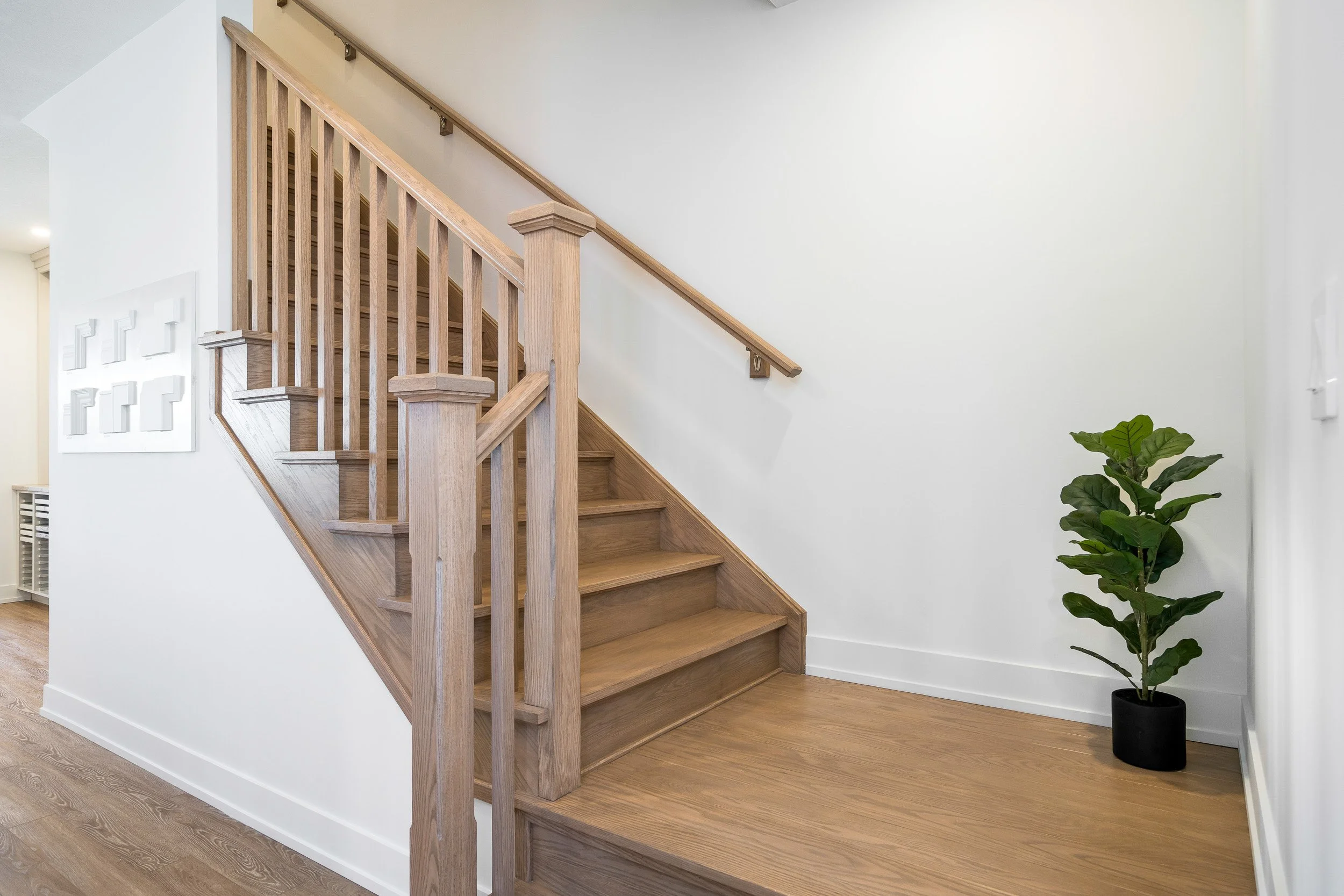 15 Swain Crescent Web (21).jpg