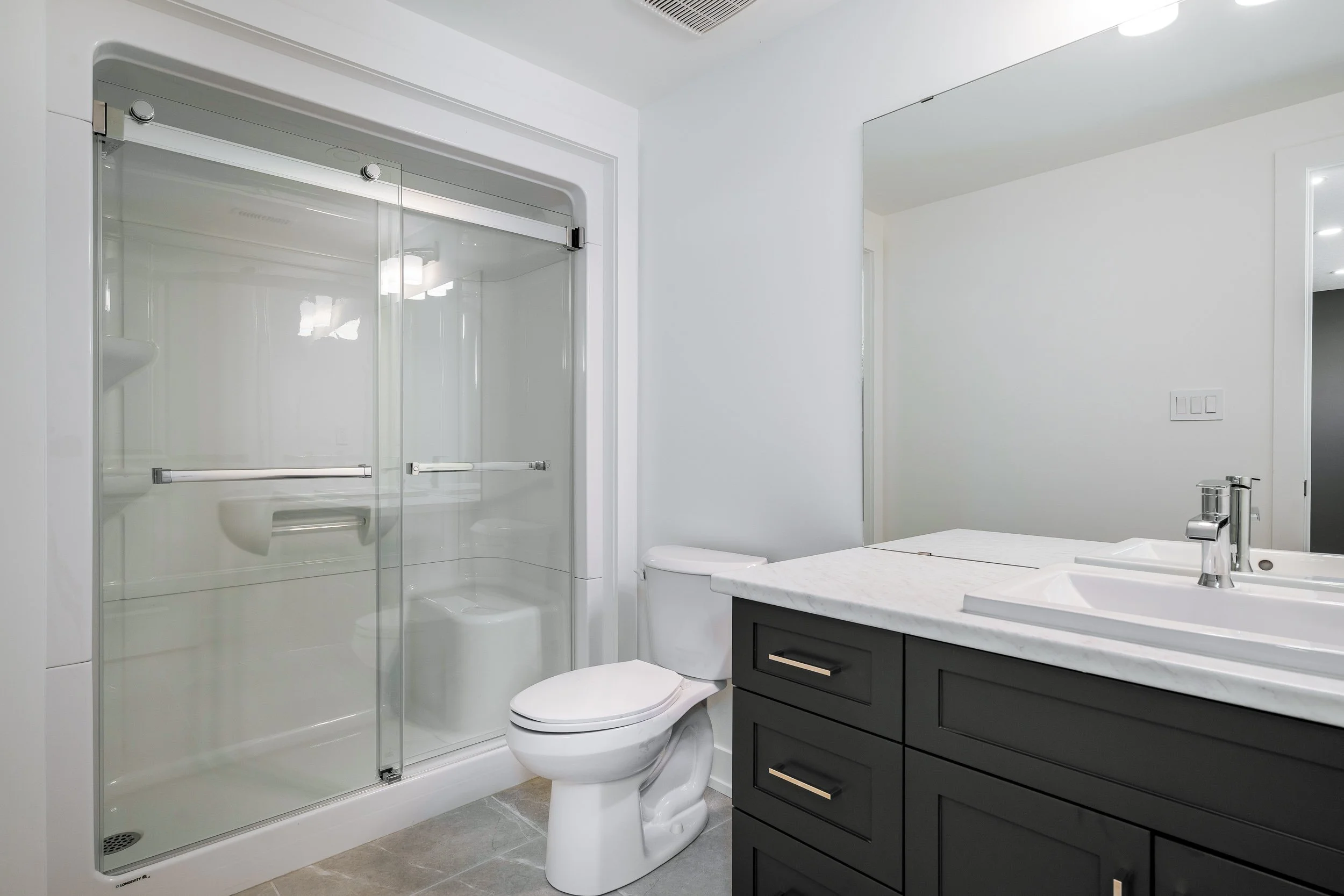 15 Swain Crescent Web (35).jpg