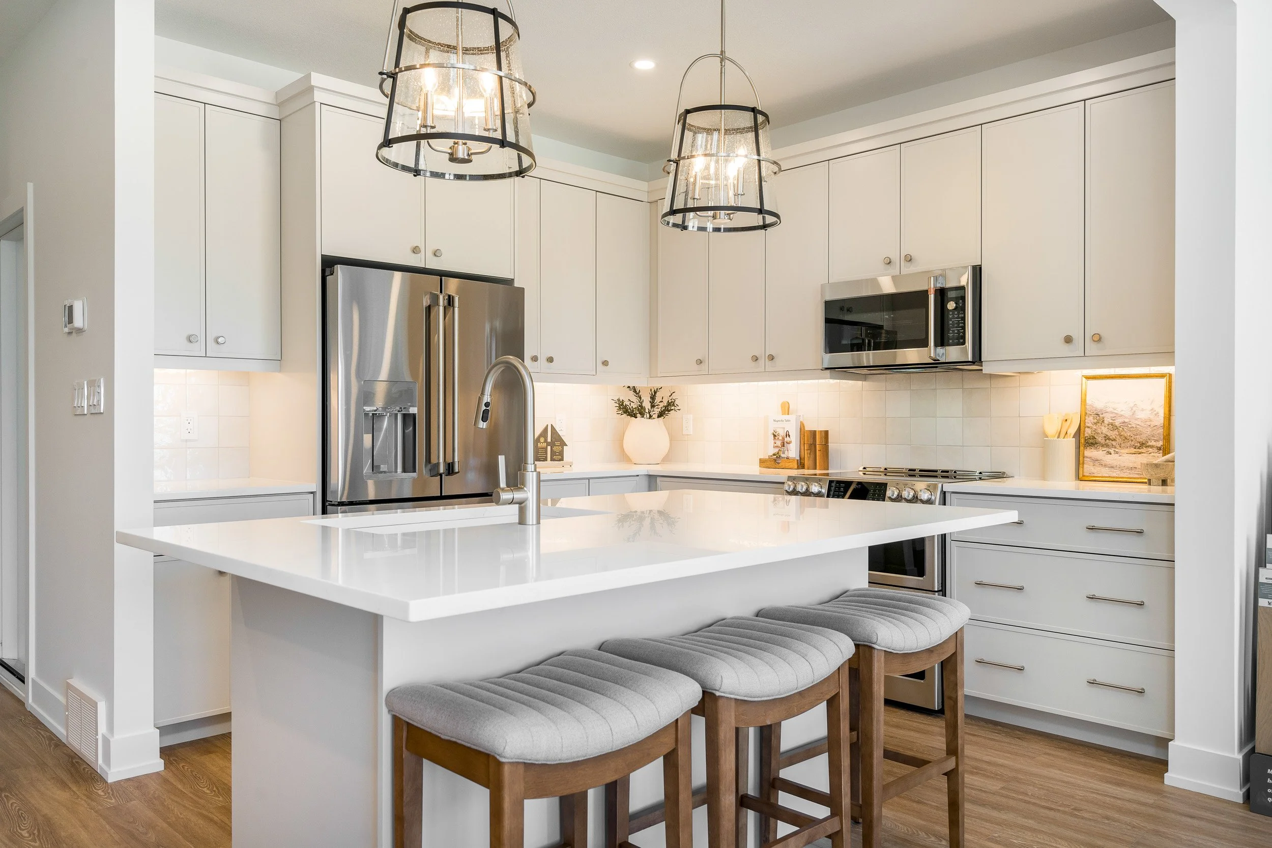 15 Swain Crescent Web (15).jpg