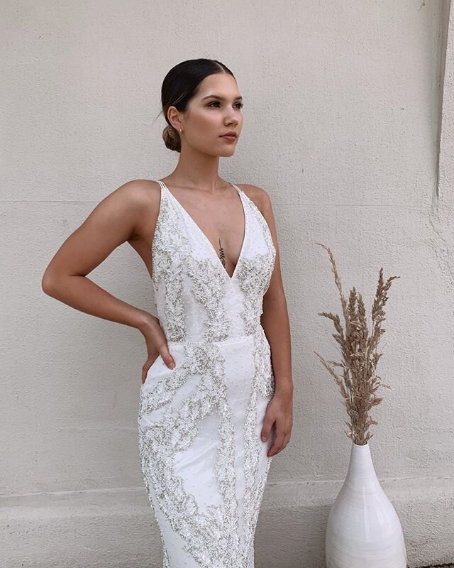 All the summer feels💛😍 ❥
&bull;
&bull;
Www.avalaurennebride.com
#avalaurennebrides #avalaurenne #avalaurennebride #downtownfxbg #dcwedding #weddingdressinspiration #dcbrides #vabrides #fredericksburgva #rvabride #bridalshop #weddingdresses #bridego