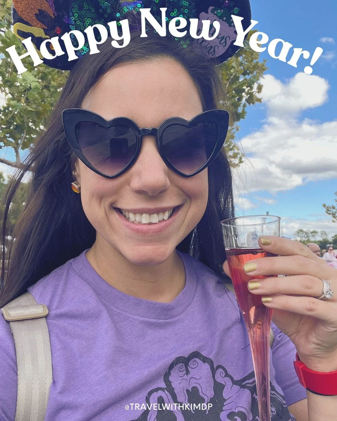 Cheers to 2026! 🥂 Wishing you and your family a happy New Year filled with beautiful memories and exciting adventures! 🌎 

When you&rsquo;re ready for your next trip, I&rsquo;m here to help! ✈️

#happynewyear #newyears #2026 #2025 #nye #travel #tra