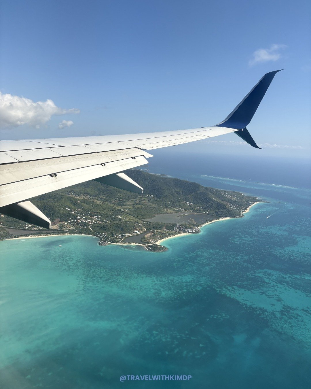 There&rsquo;s nothing like that first glimpse of a brand new destination 🤩🏝️

Hard to believe that just one week ago we were on our way to Antigua for our birthday girls' trip! ✈️

#antigua #girlstrip #takemeback #travelplanner #goldgellgetaways