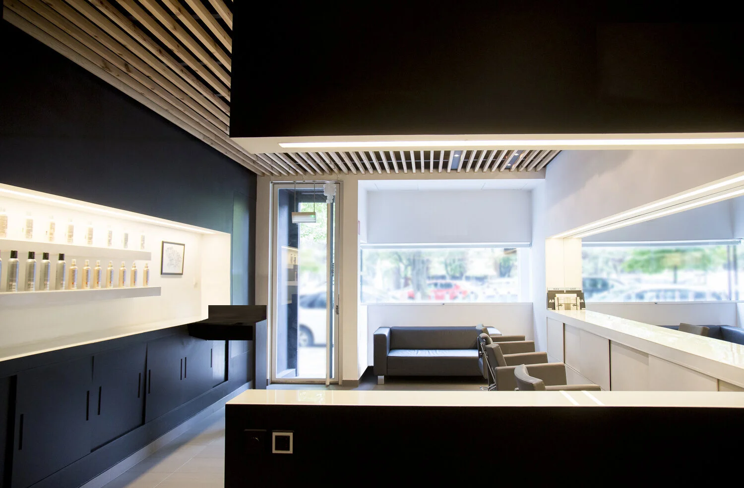 ESTUDIO BAU PELUQUERIA JLG 8.jpg