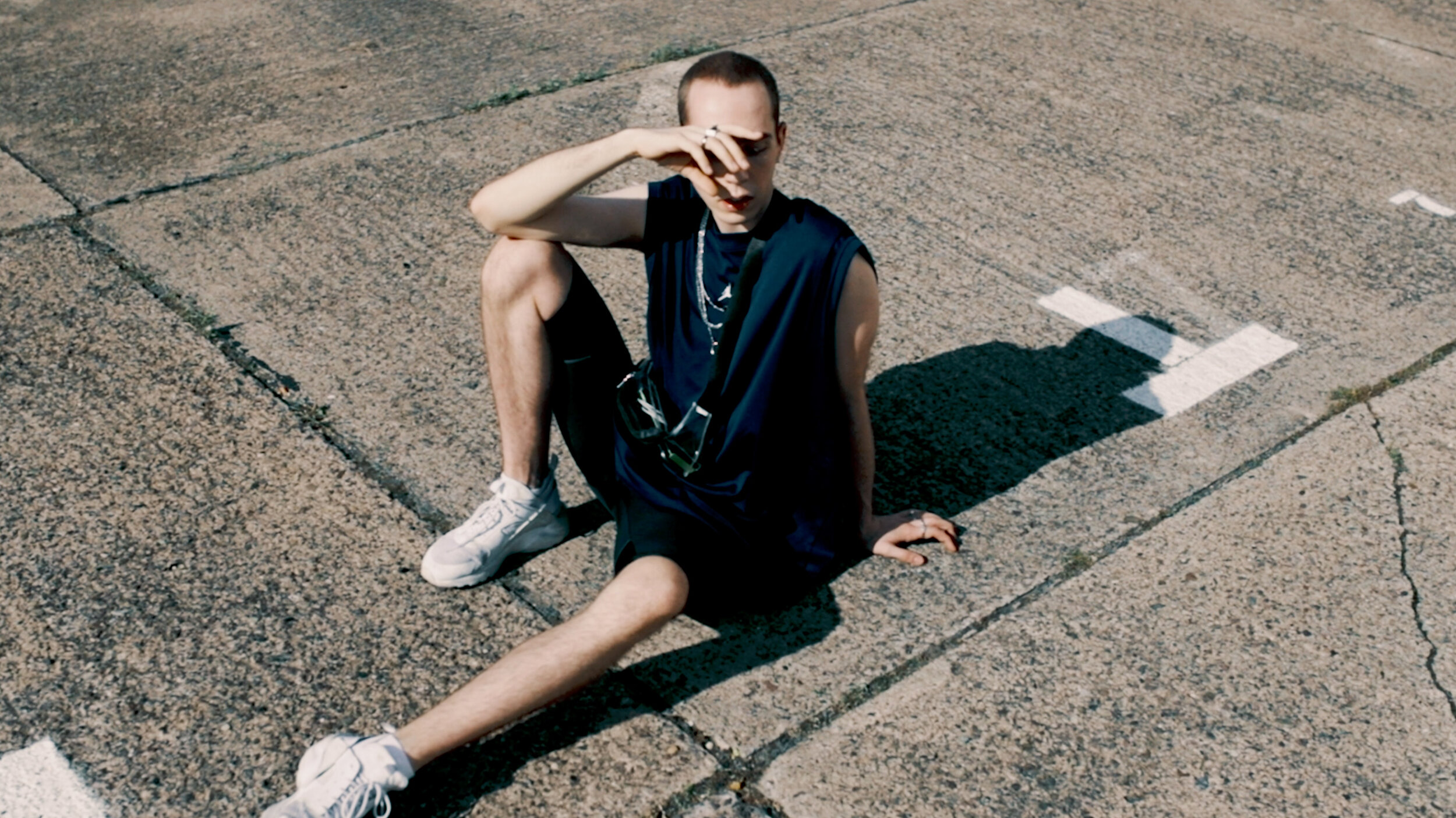 BOY — Sarah Köster