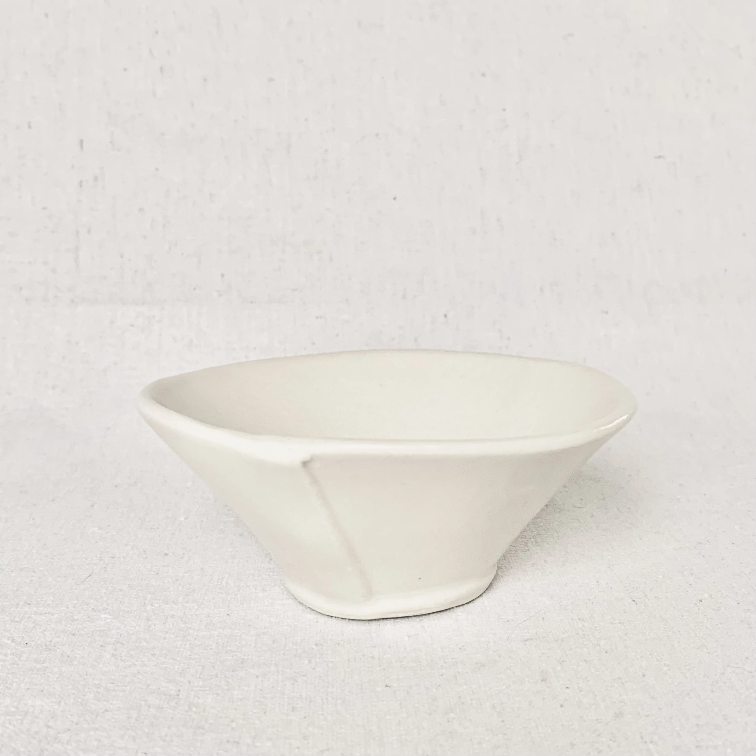 seamed dessert bowl