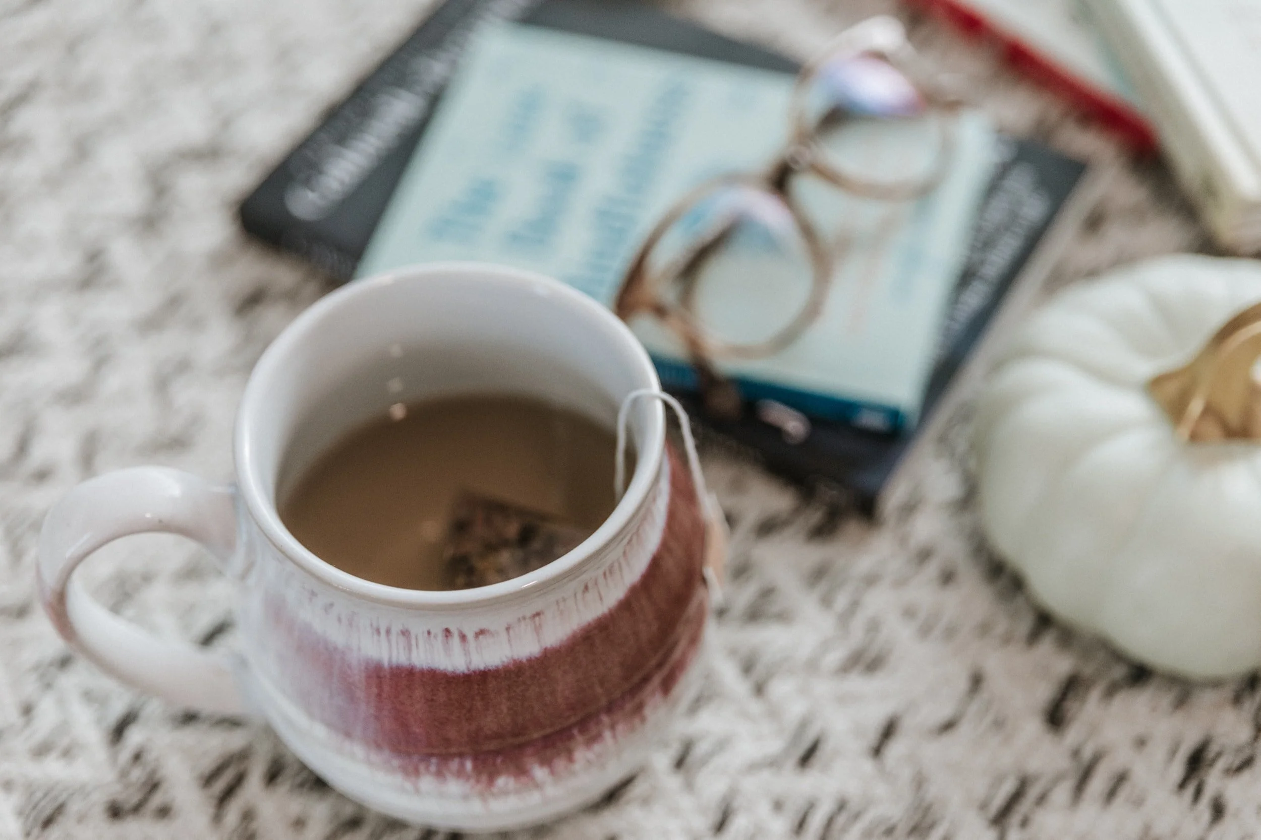 The 5 Healthiest Warm Drinks to Cozy Up with this Fall