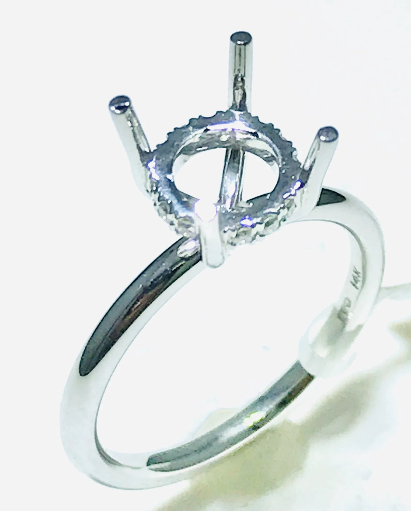 17AE1E7F-91EC-474B-A3EE-A435C50B083E