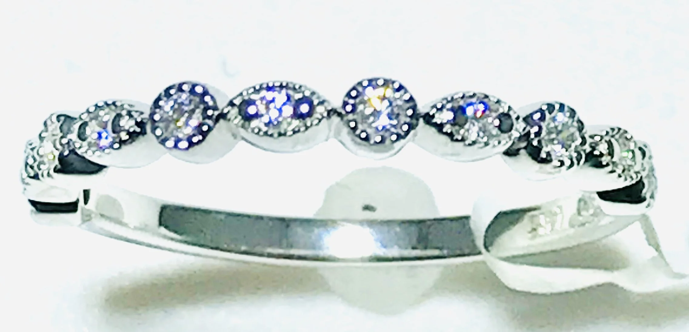 6AF7CD26-AF4A-4B4D-9895-EF8B1AC20247