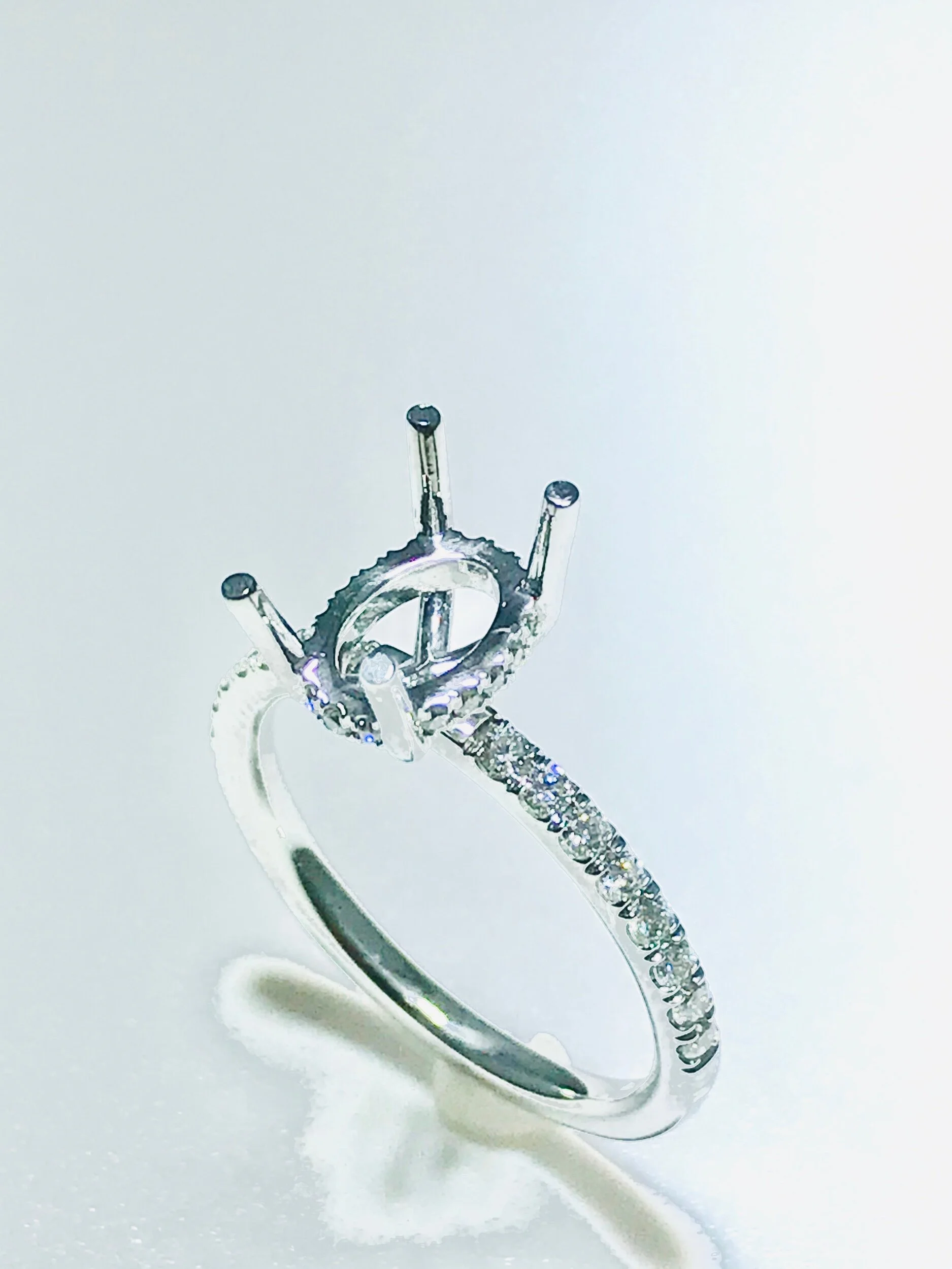 1BBDDE8E-2AA0-4F18-9C6A-3AD36500AC17