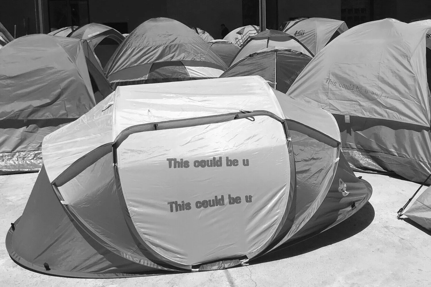 This could be u, installation by David Hammons at Hauser &amp; Wirth, Los Angeles.