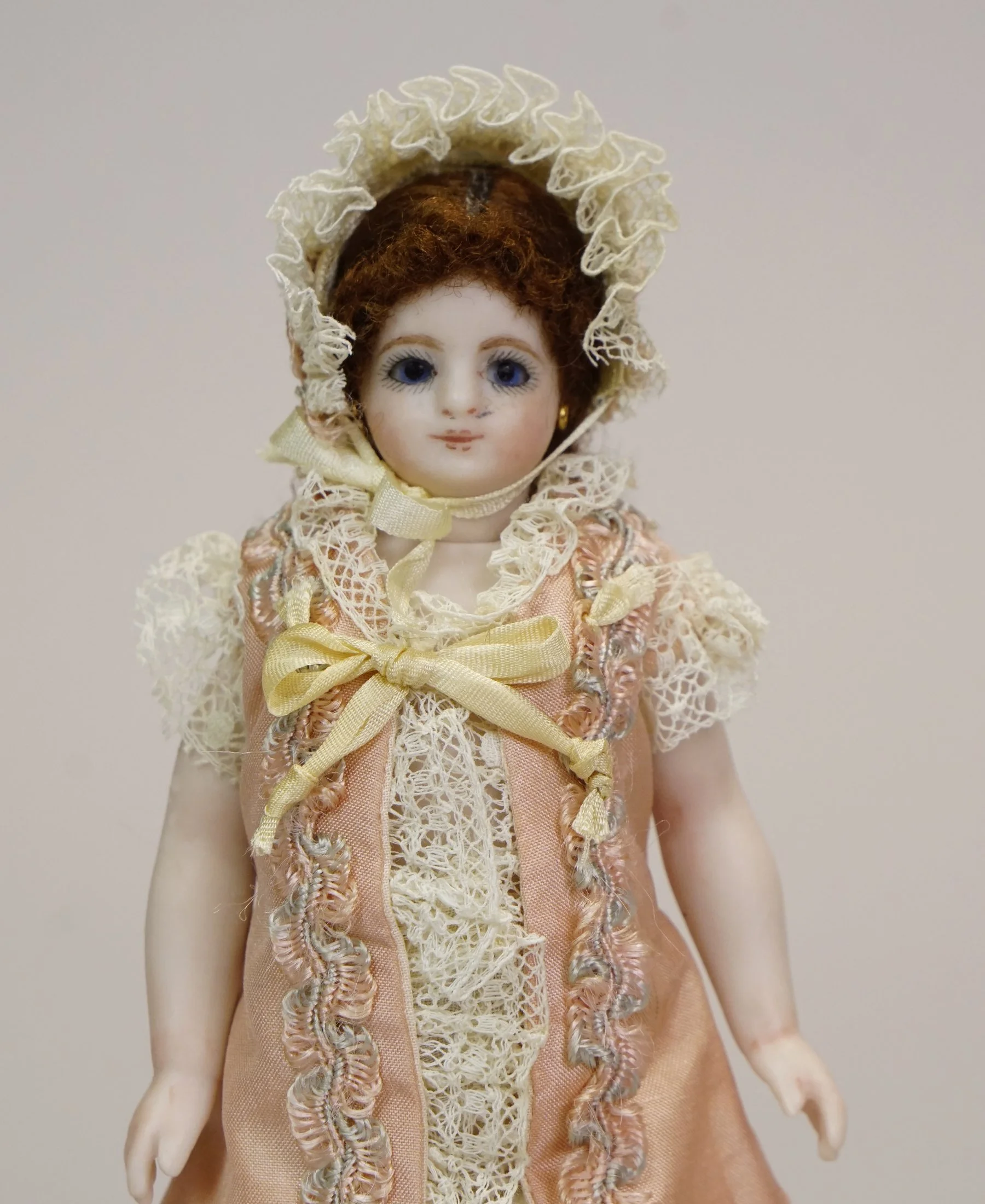 artist-doll-10-b.JPG