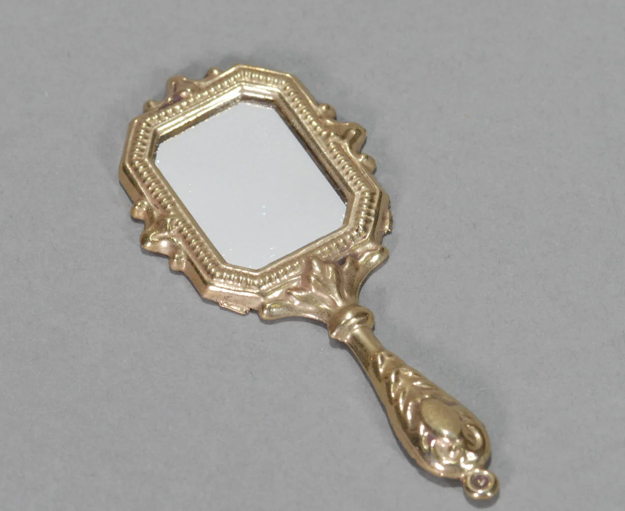 Accessory-009-a.jpg