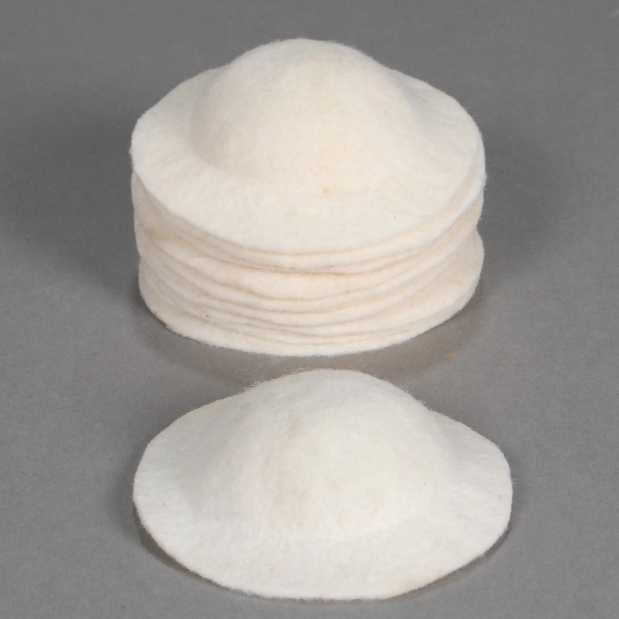 Felt-Hat-Wt-b.JPG