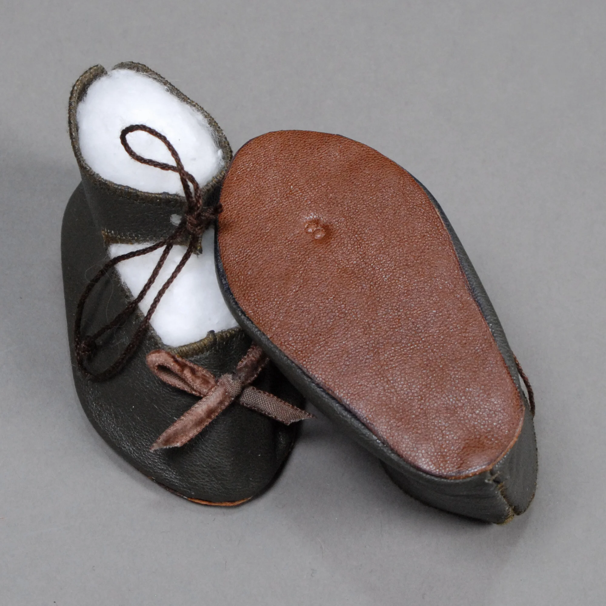 Shoe-11-b.JPG