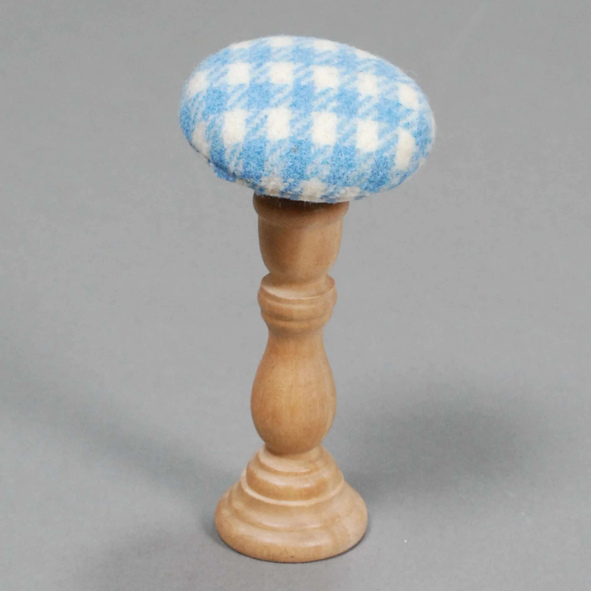 Hat-052-a.JPG